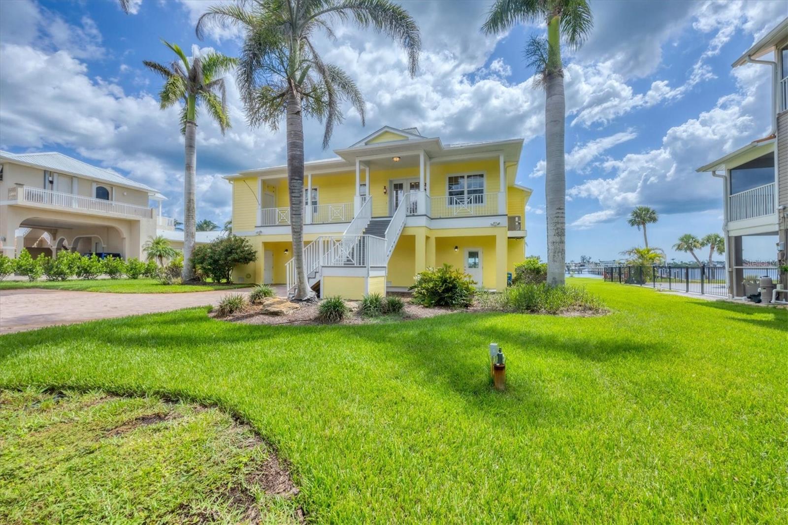 Image 25 of 92 For 1784 Bayshore Drive