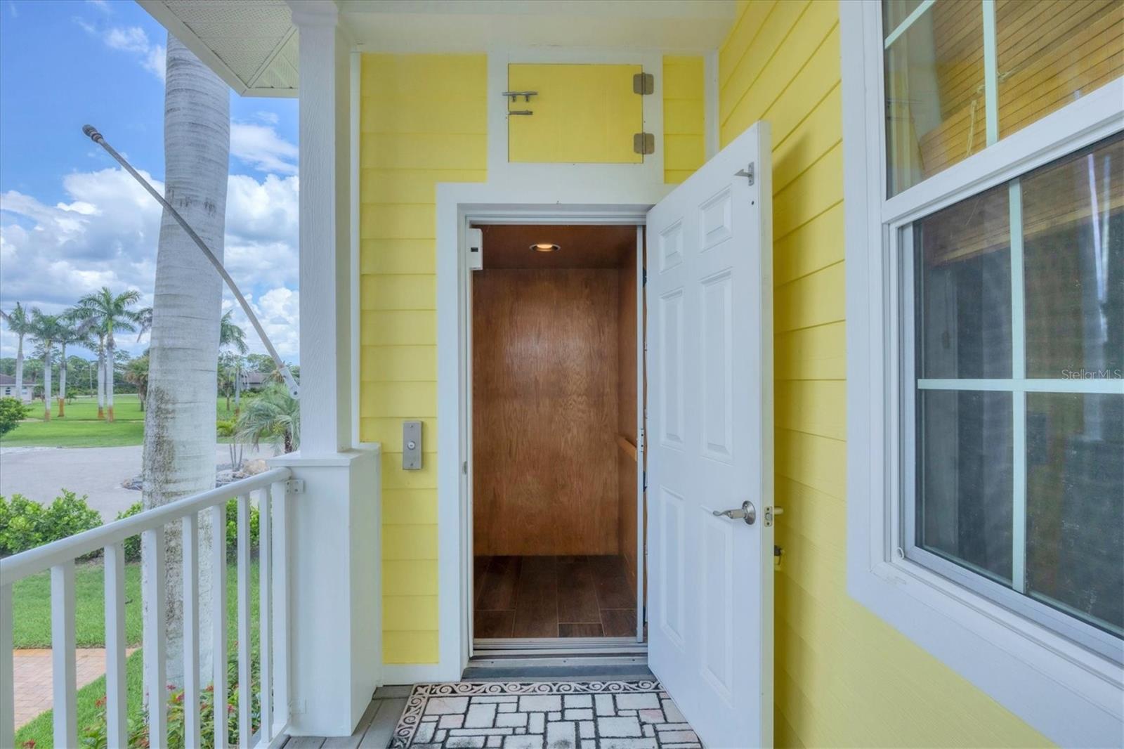 Image 29 of 92 For 1784 Bayshore Drive