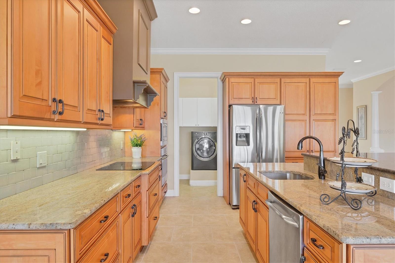 Image 36 of 92 For 1784 Bayshore Drive
