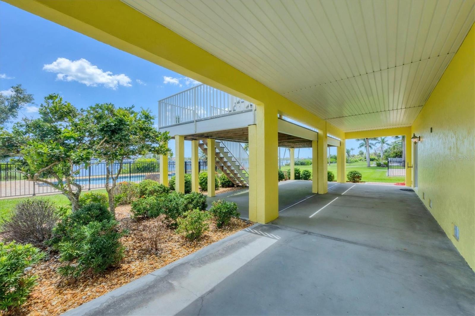 Image 72 of 92 For 1784 Bayshore Drive