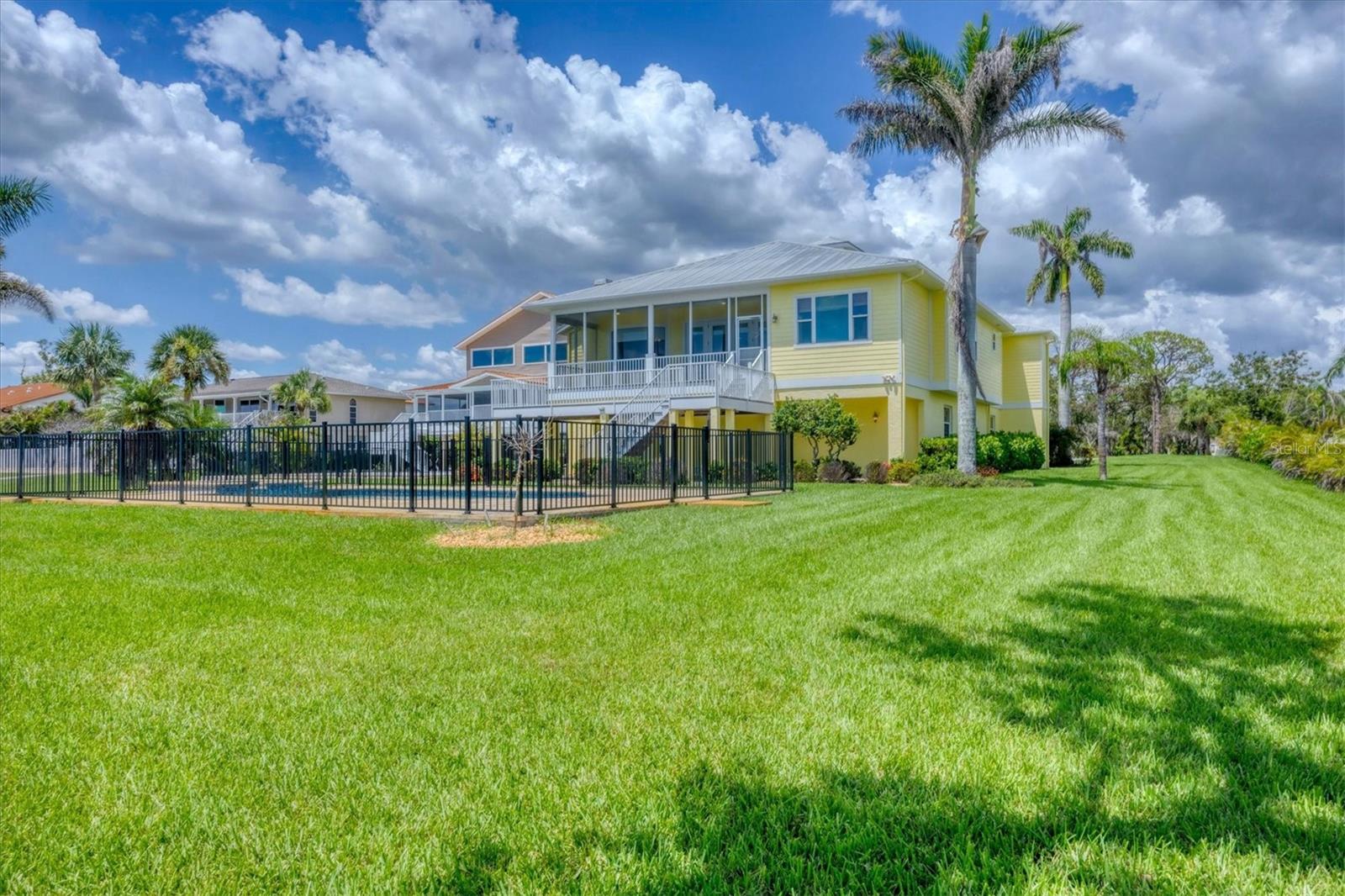 Image 78 of 92 For 1784 Bayshore Drive