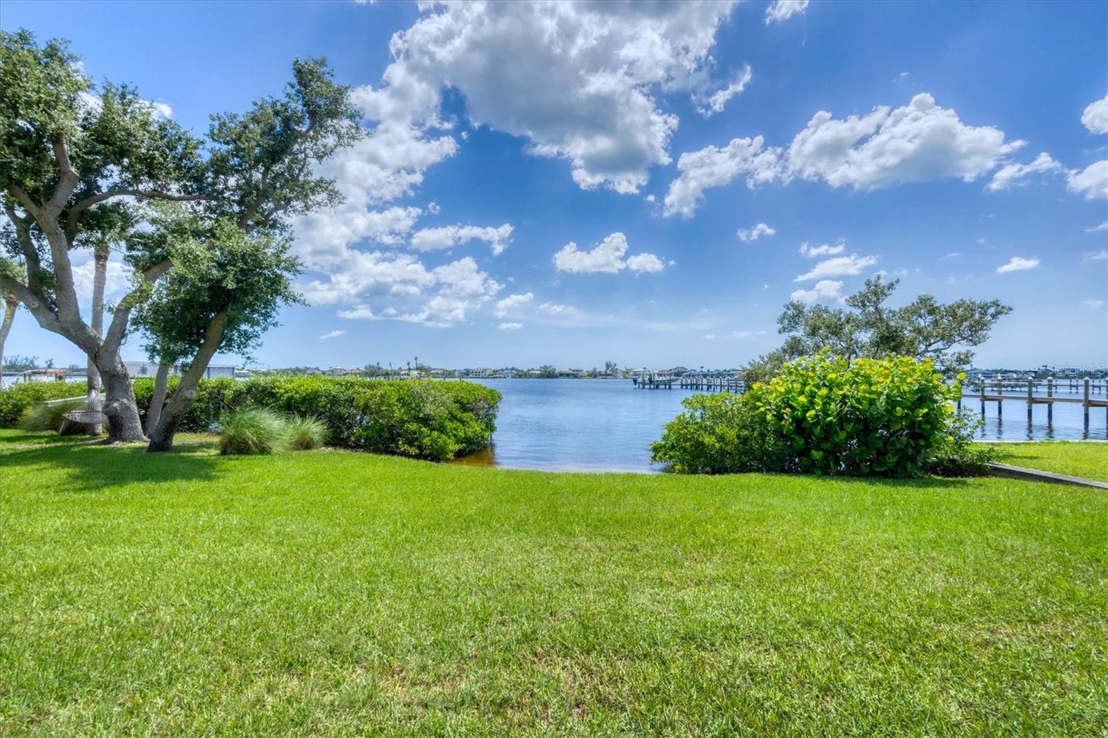 Image 81 of 92 For 1784 Bayshore Drive