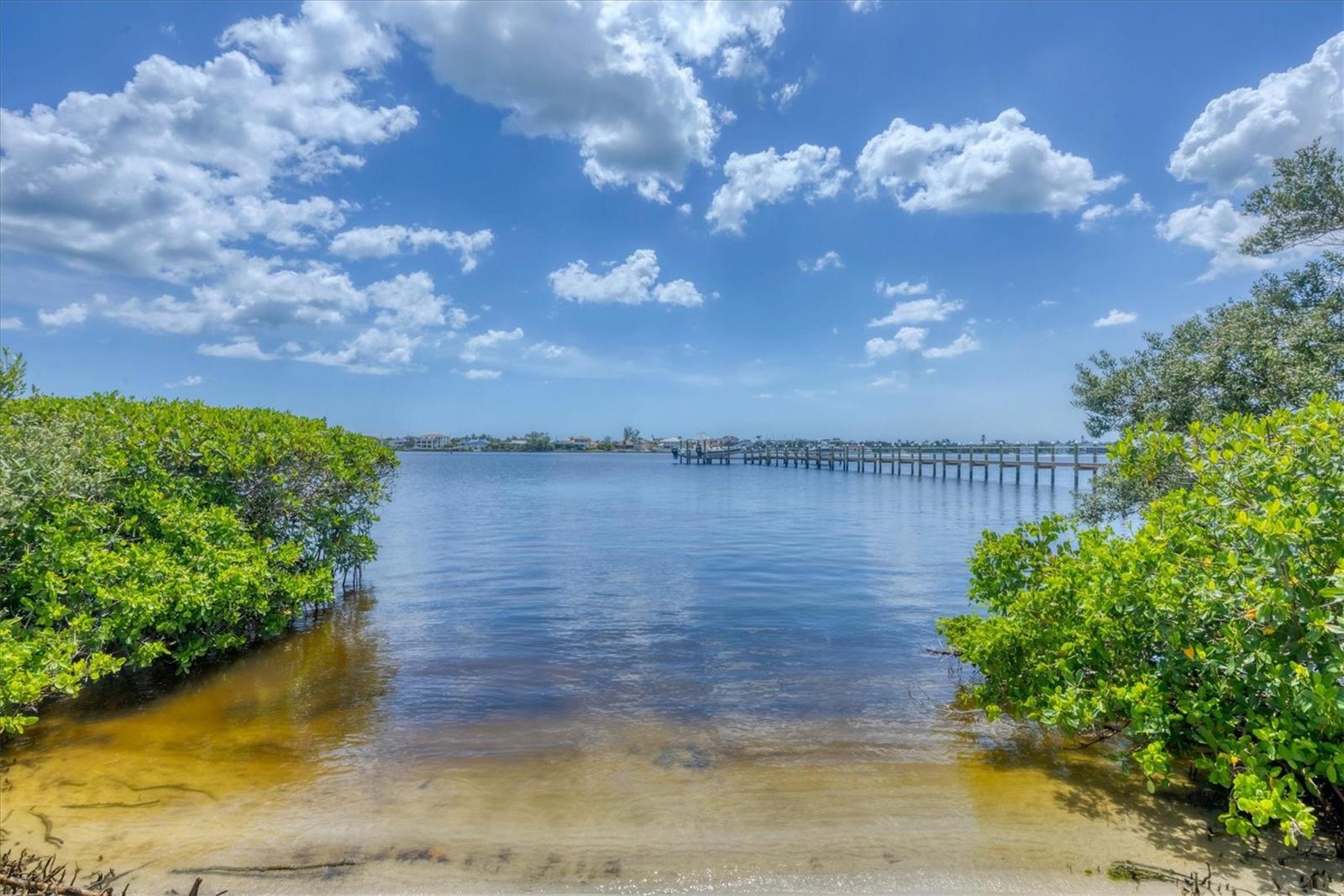Image 83 of 92 For 1784 Bayshore Drive