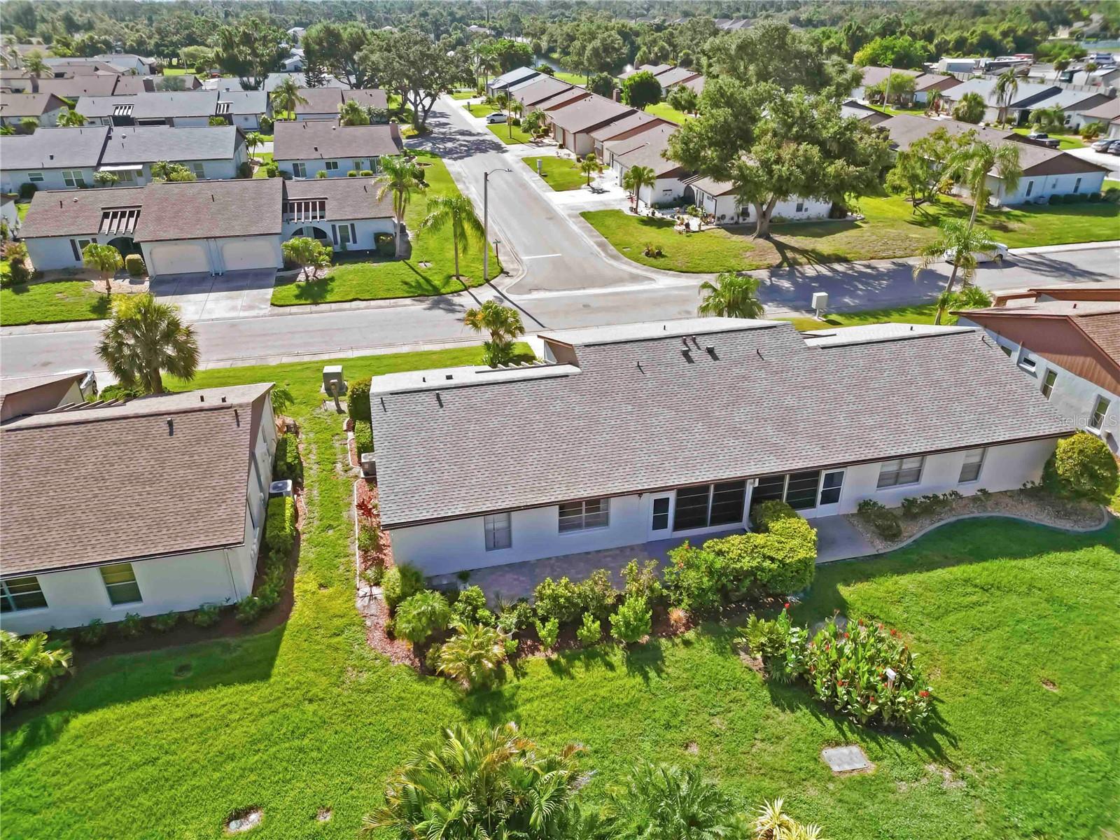 Image 27 of 38 For 609 Deerwood Avenue