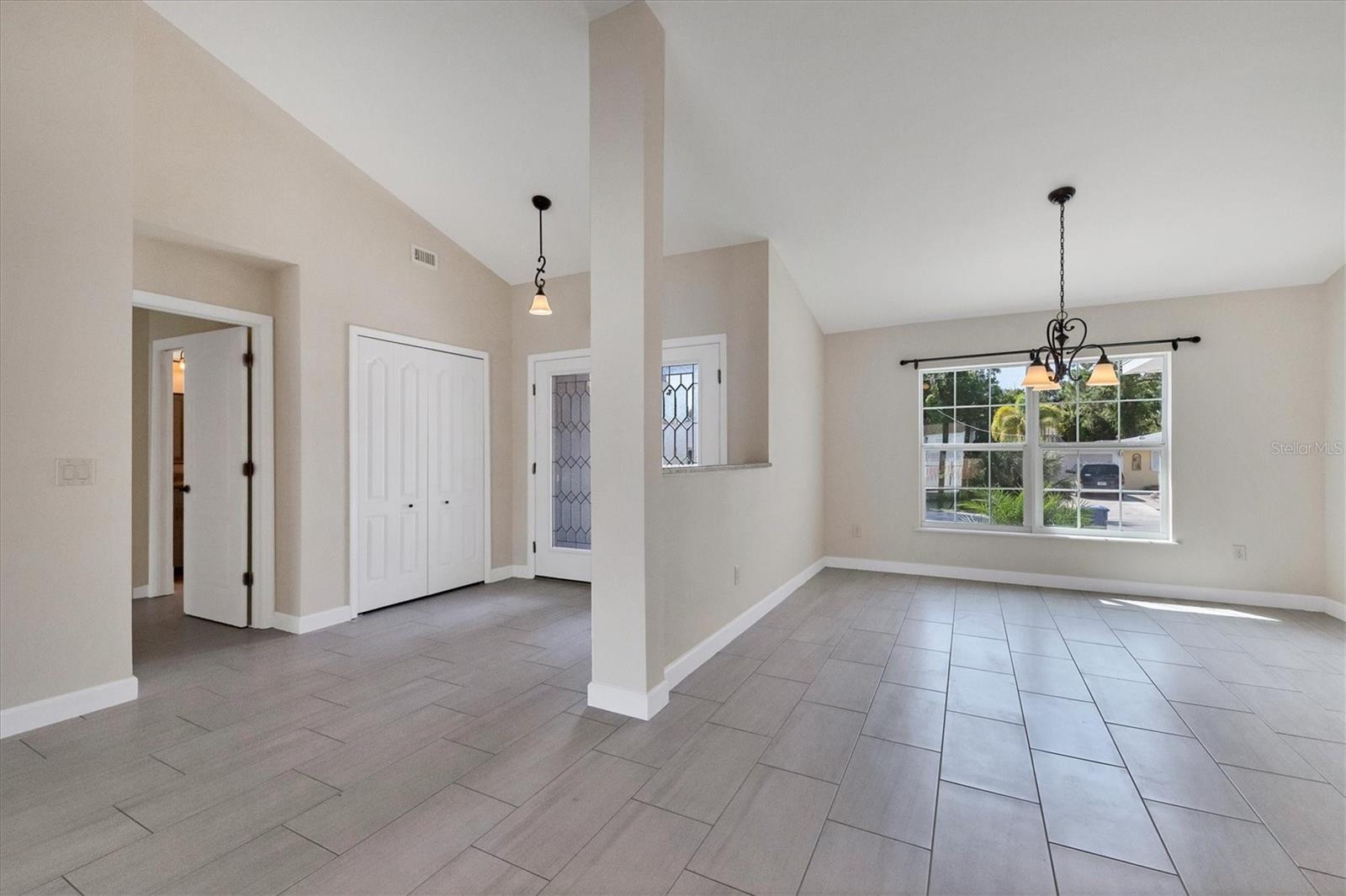Image 3 of 22 For 5781 Elton Road