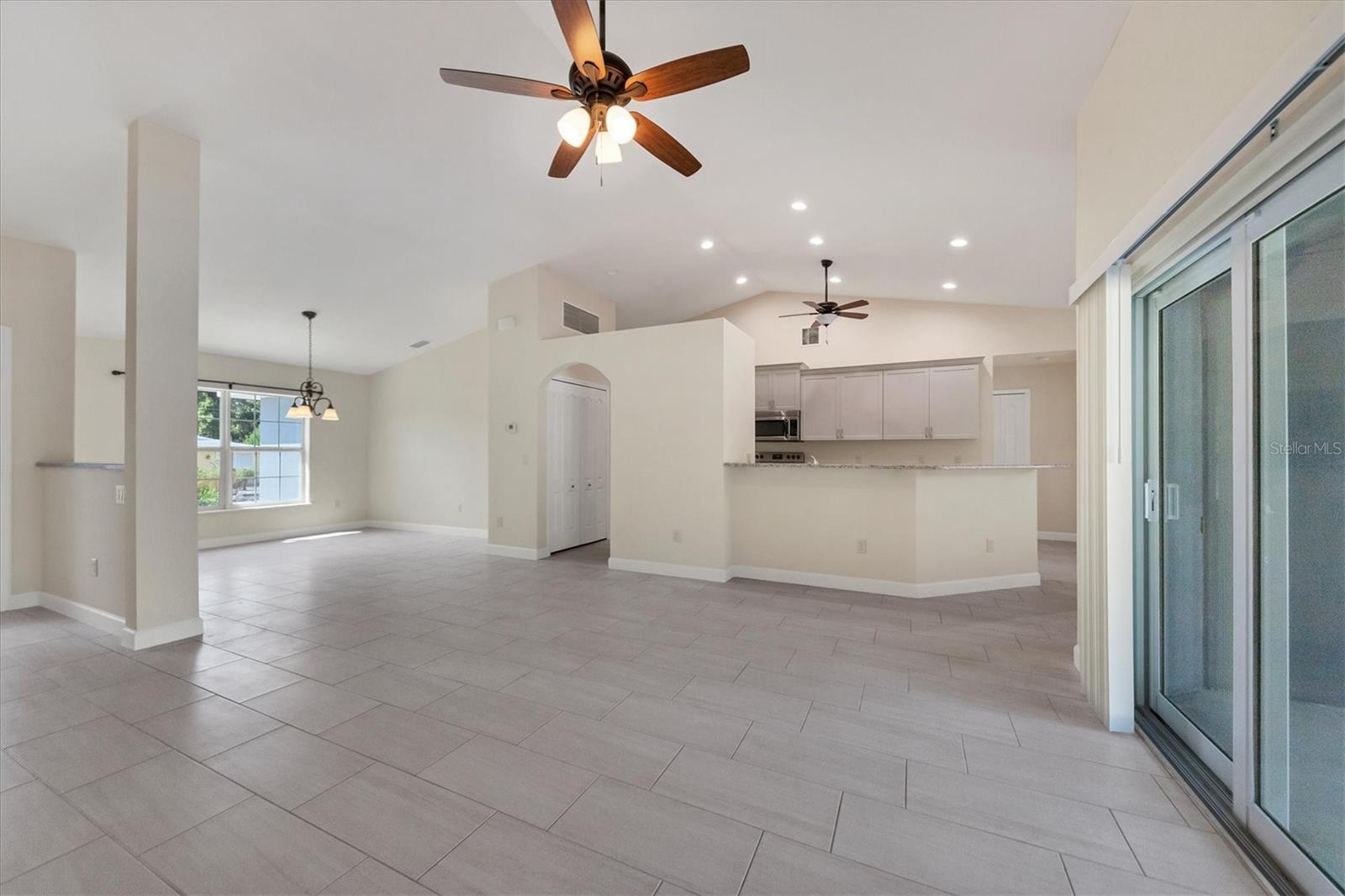 Image 7 of 22 For 5781 Elton Road