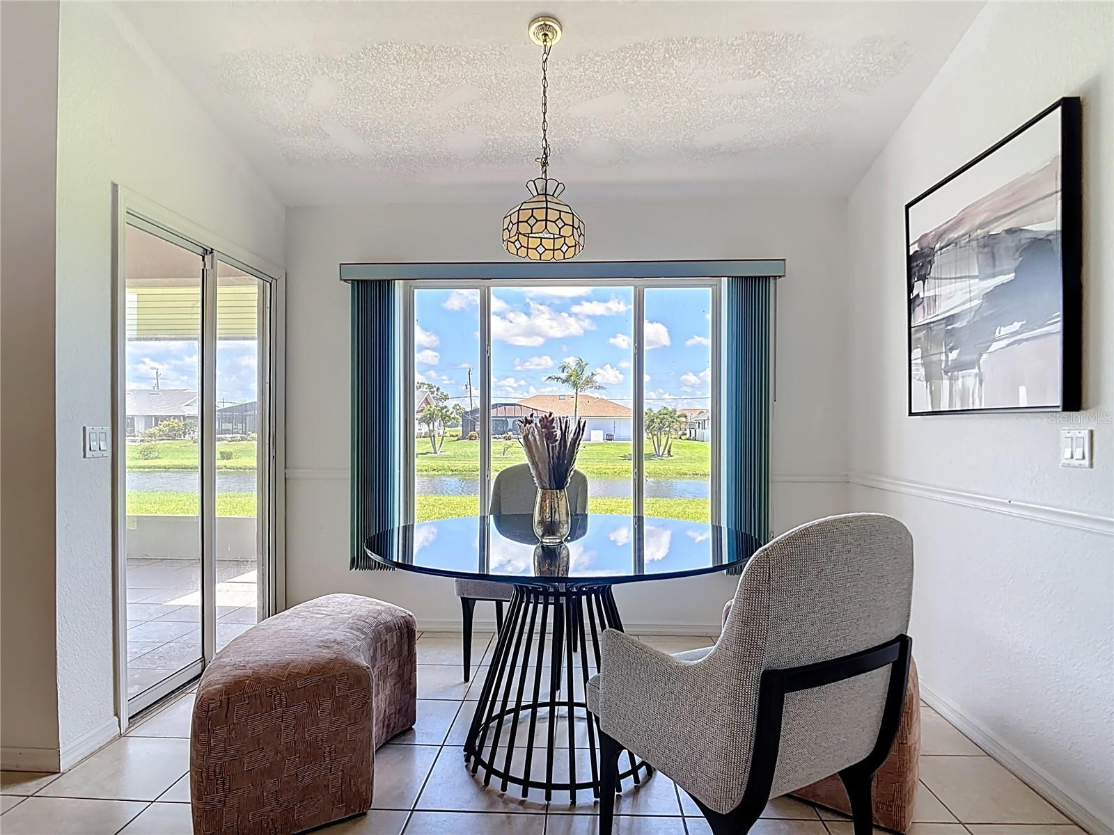 Image 4 of 58 For 104 Mark Twain Lane