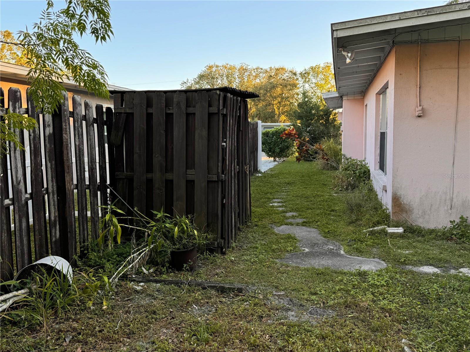 Image 17 of 20 For 2911 Novus Street