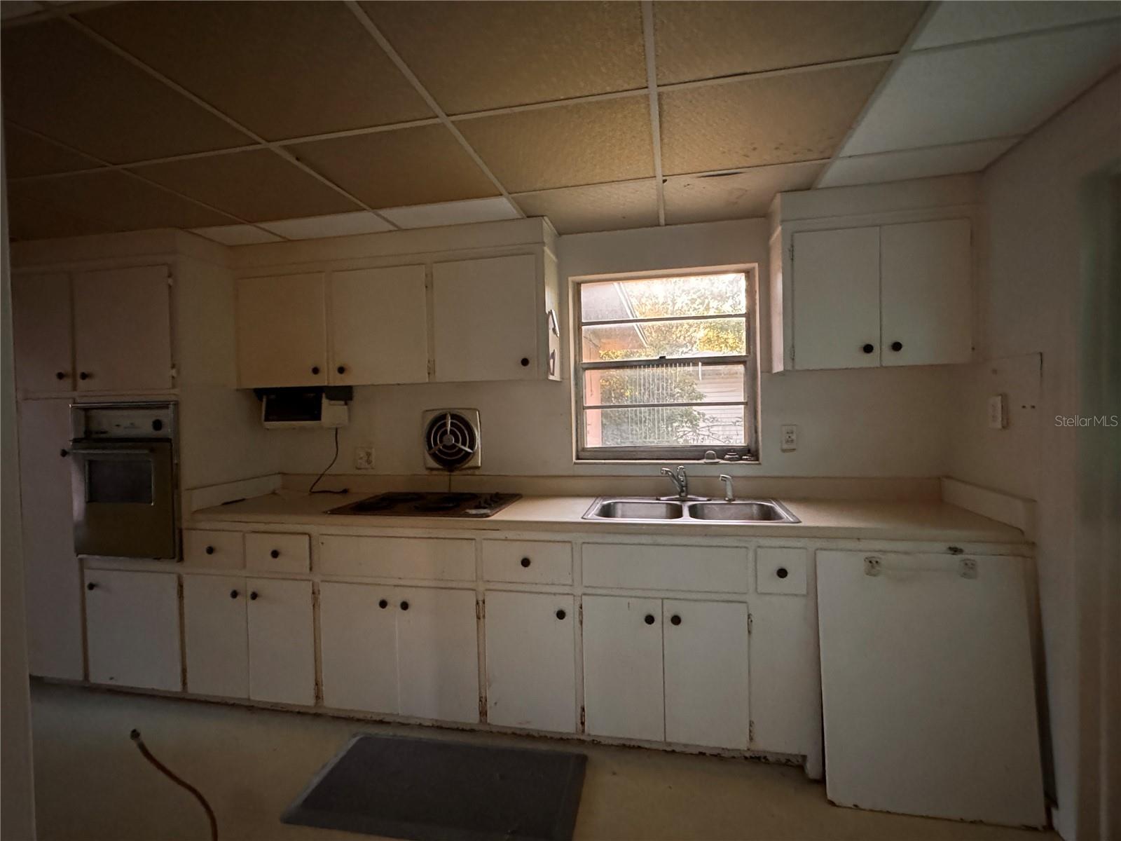 Image 6 of 20 For 2911 Novus Street