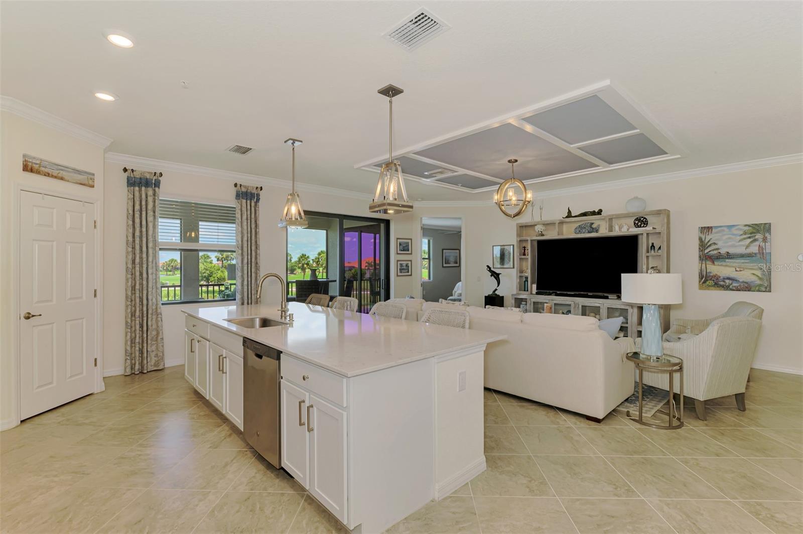 Image 27 of 100 For 10788 Tarflower Drive 201