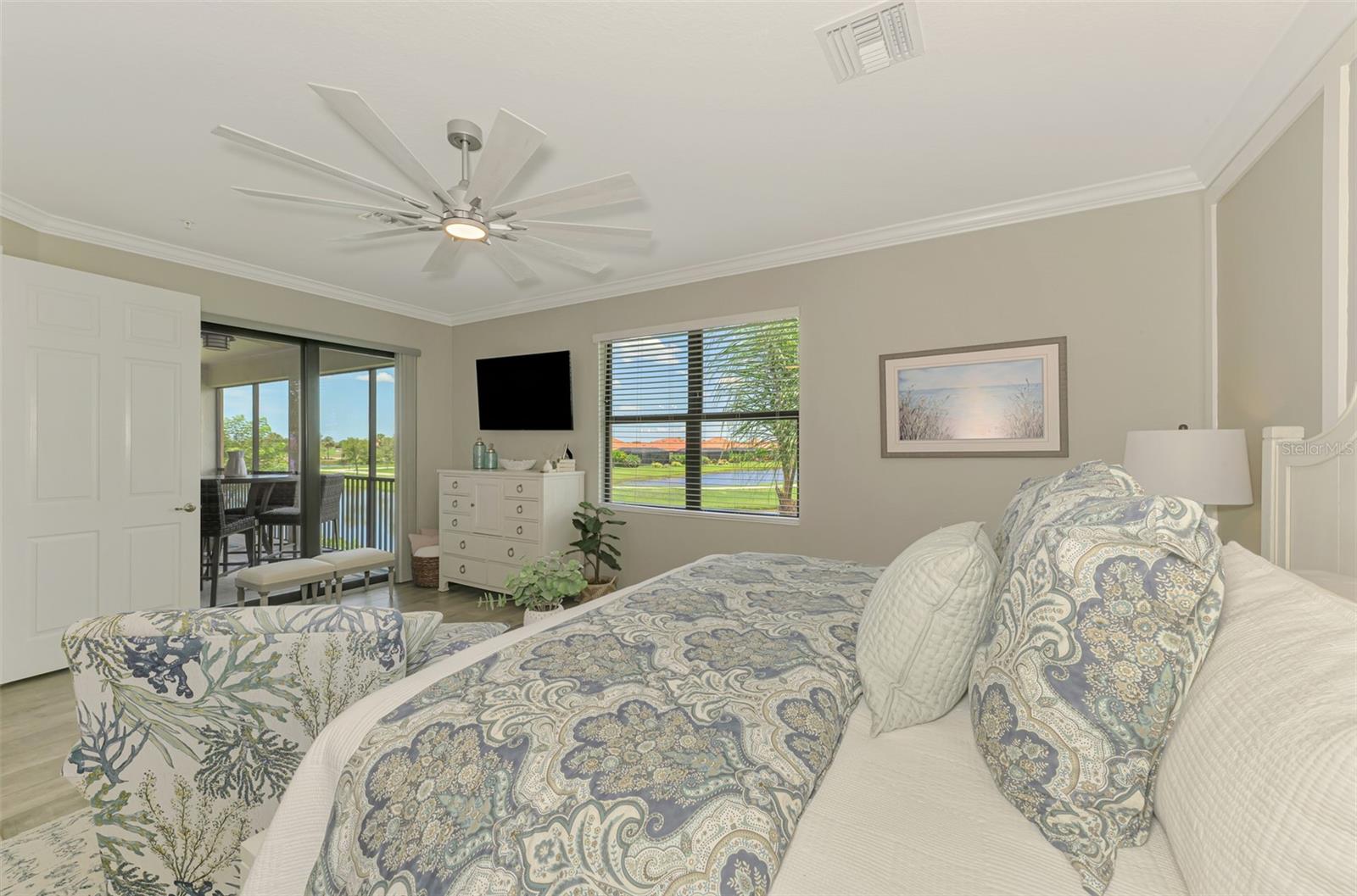Image 34 of 100 For 10788 Tarflower Drive 201