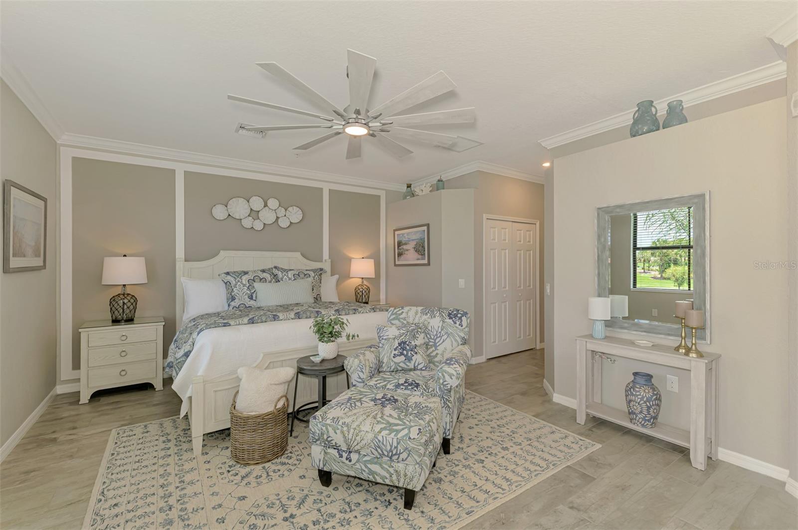 Image 35 of 100 For 10788 Tarflower Drive 201