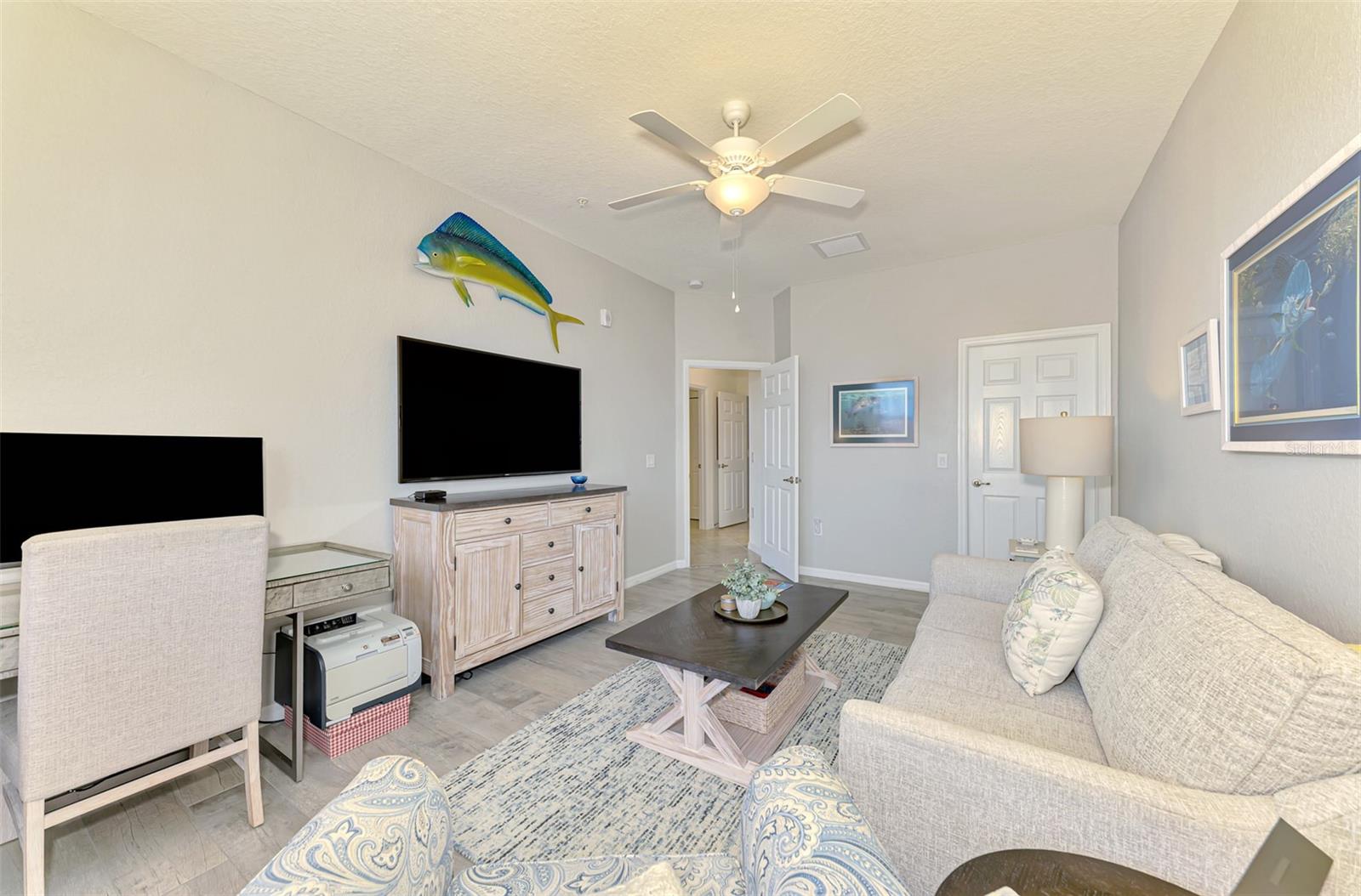 Image 42 of 100 For 10788 Tarflower Drive 201