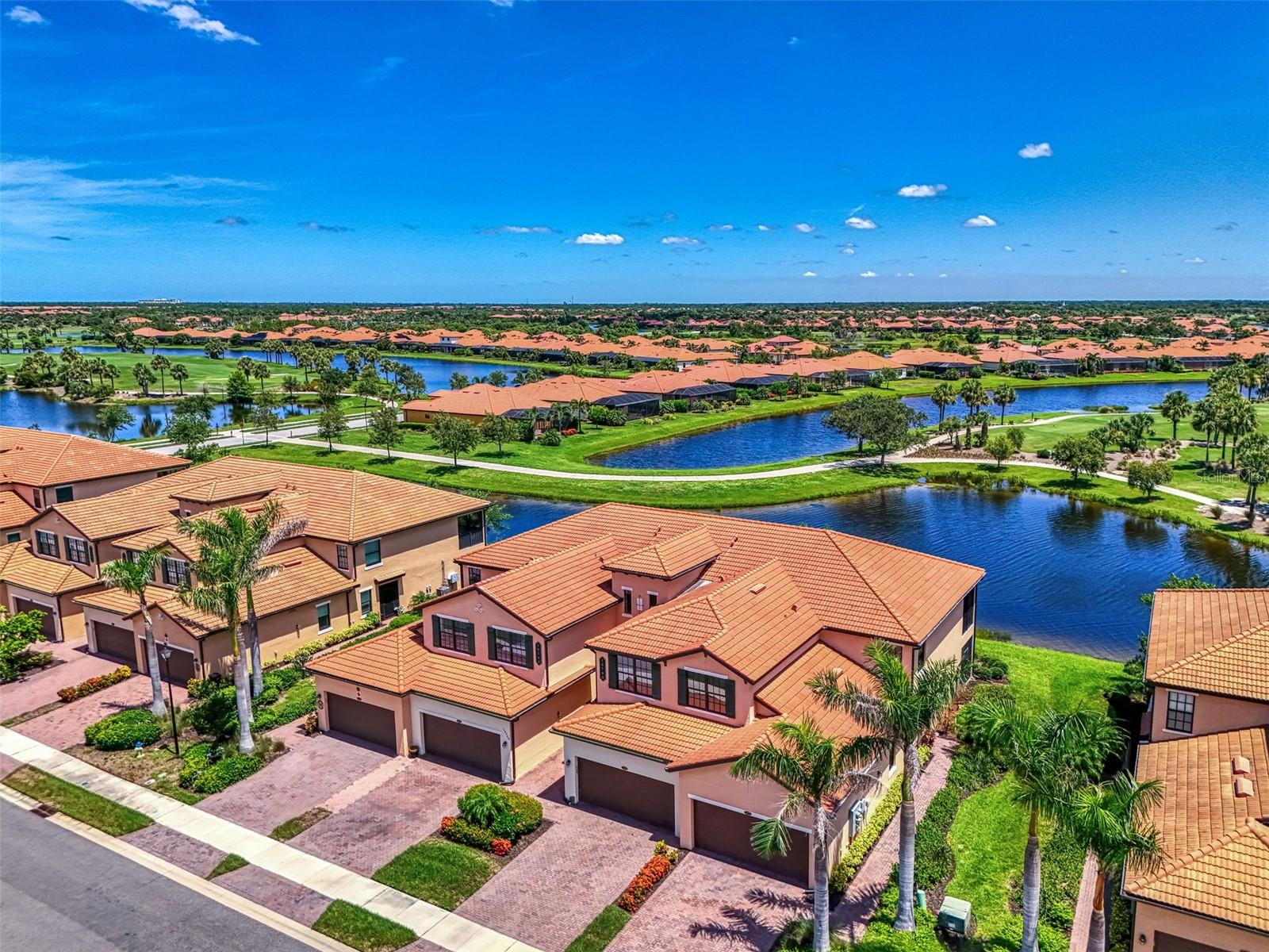 Image 5 of 100 For 10788 Tarflower Drive 201