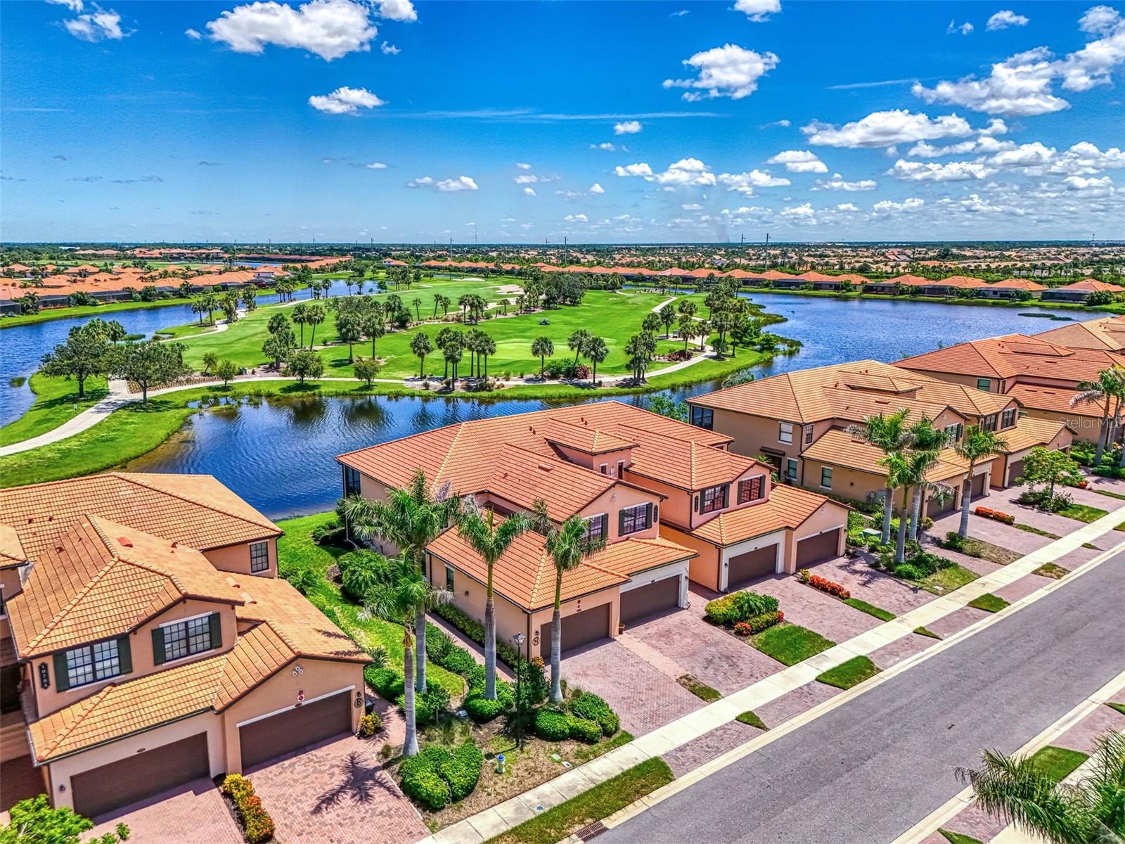 Image 6 of 100 For 10788 Tarflower Drive 201