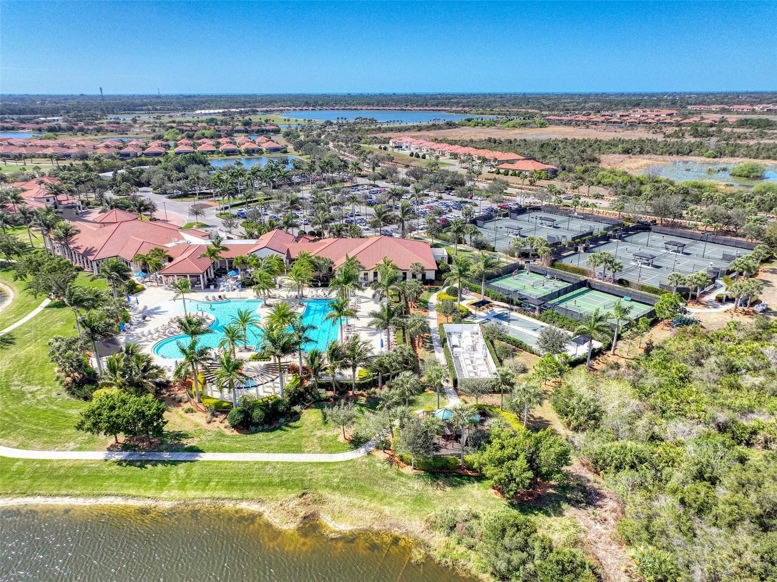 Image 63 of 100 For 10788 Tarflower Drive 201