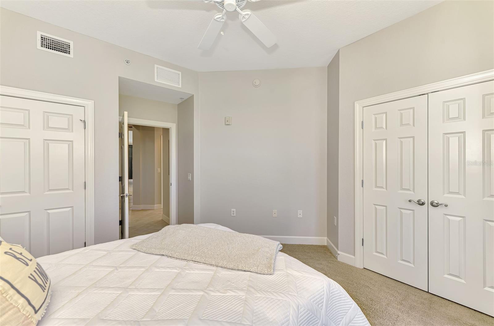 Image 40 of 72 For 8571 Amberjack Circle 204