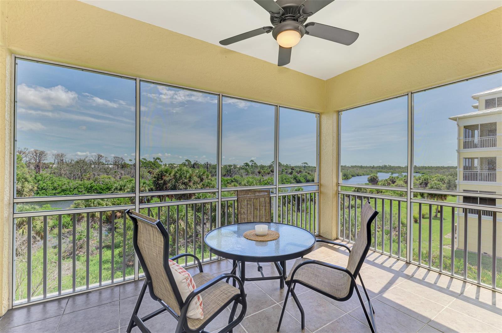 Image 43 of 72 For 8571 Amberjack Circle 204