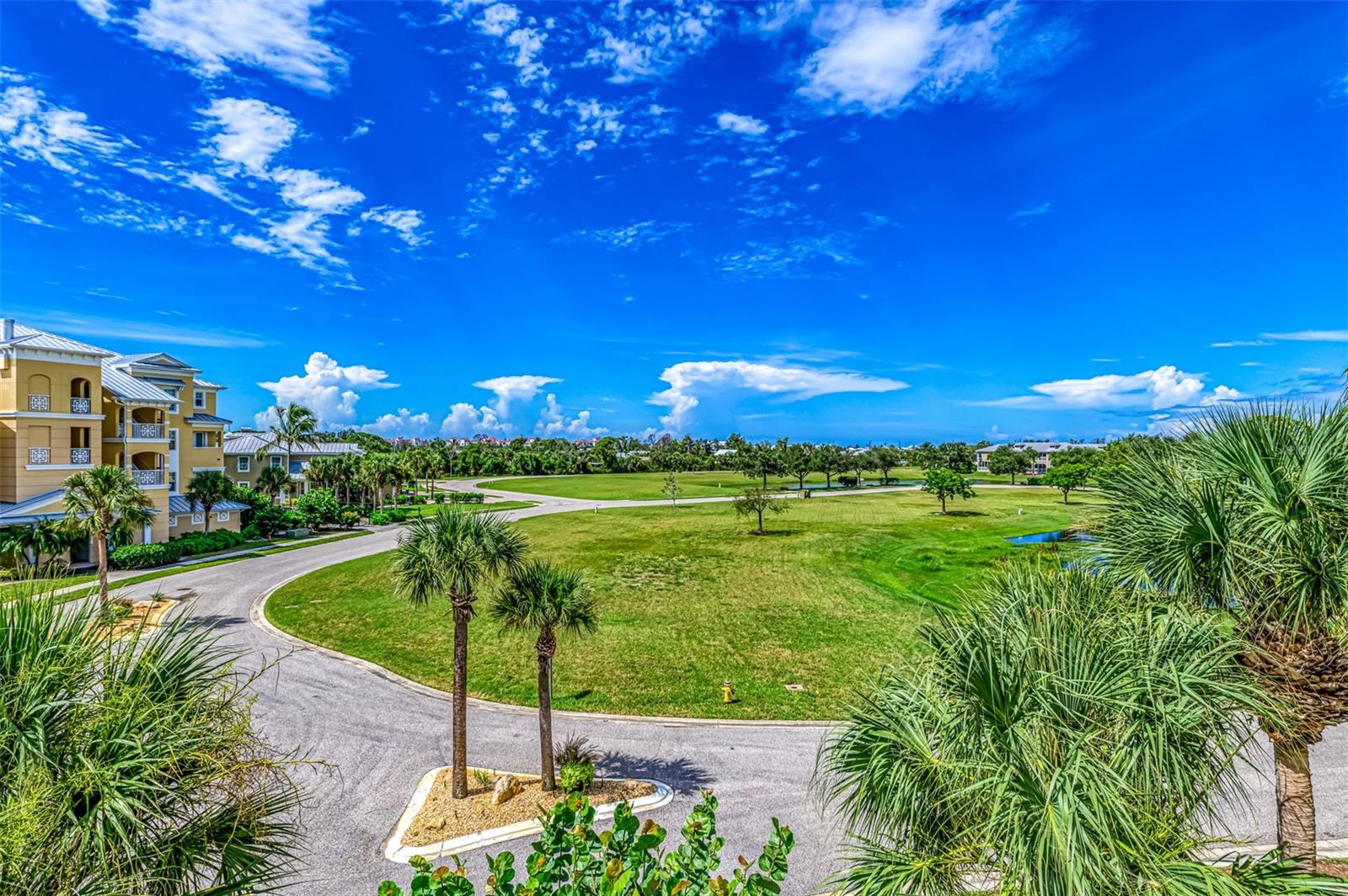 Image 47 of 72 For 8571 Amberjack Circle 204