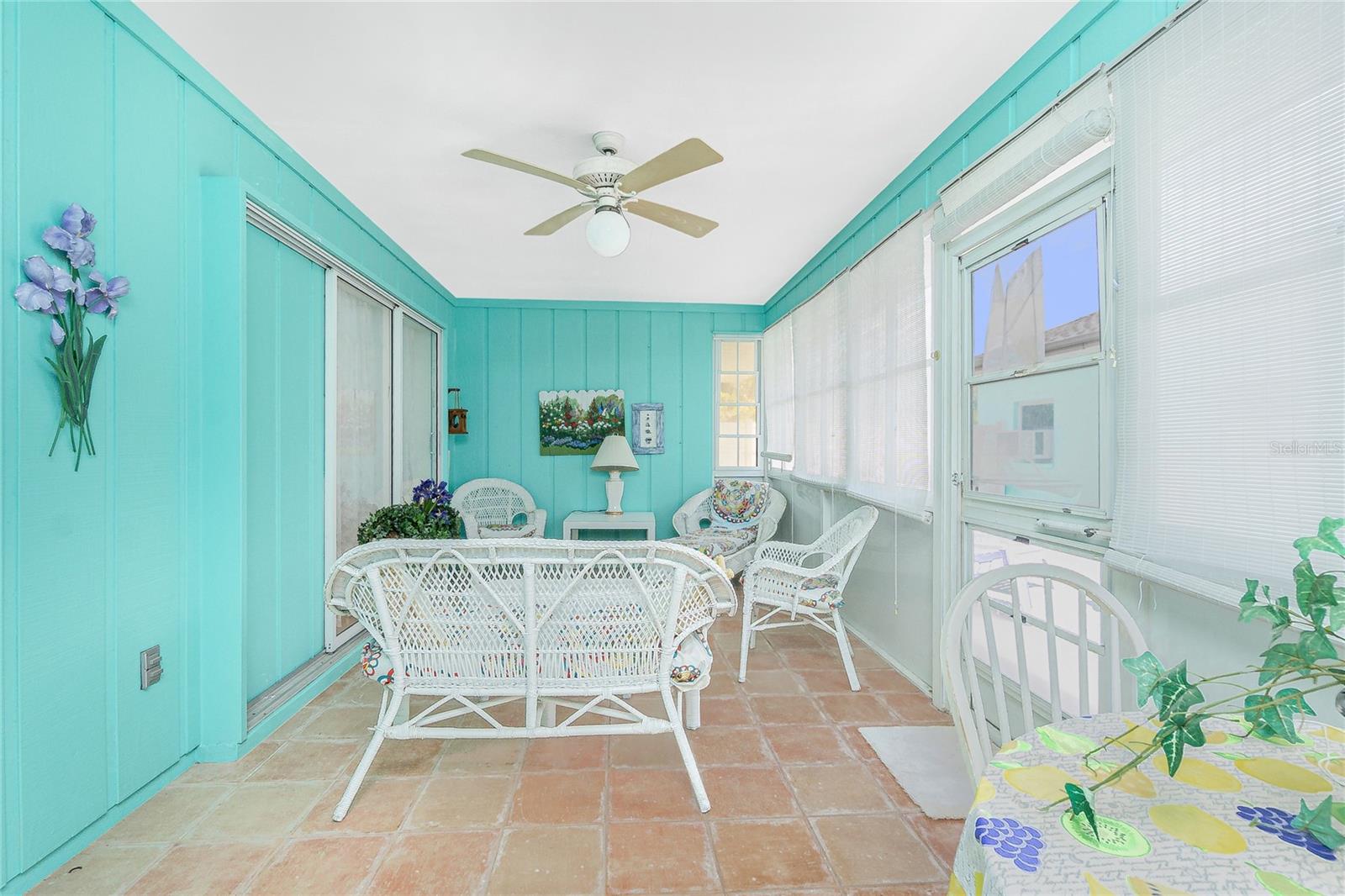 Image 17 of 46 For 9457 Heartwellville Avenue