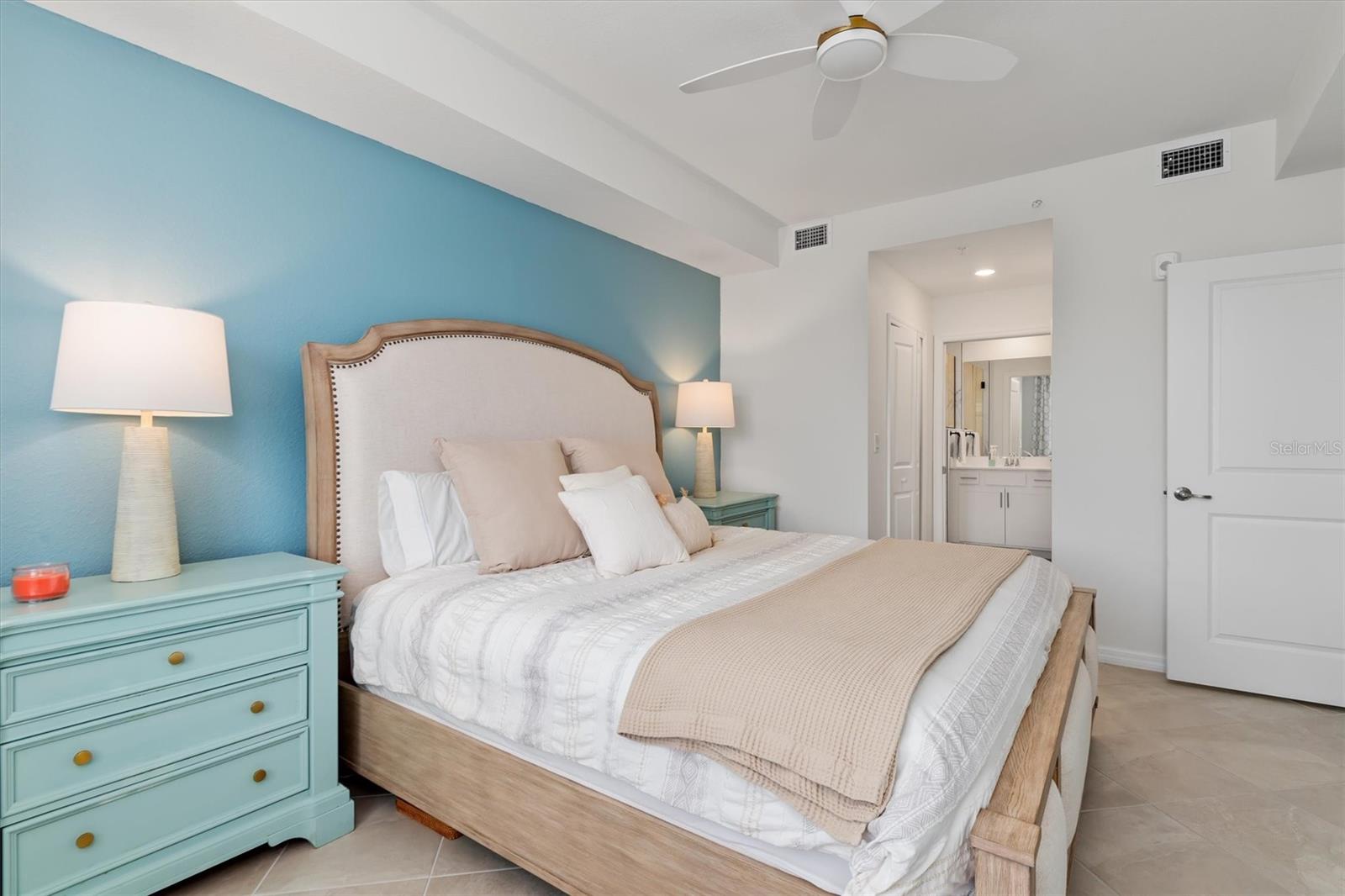 Image 19 of 64 For 12470 Wellen Golf Street 107