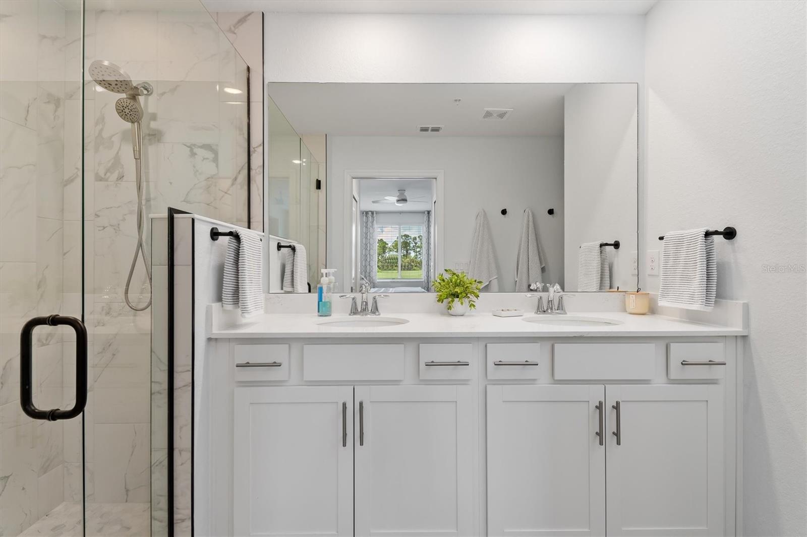 Image 20 of 64 For 12470 Wellen Golf Street 107