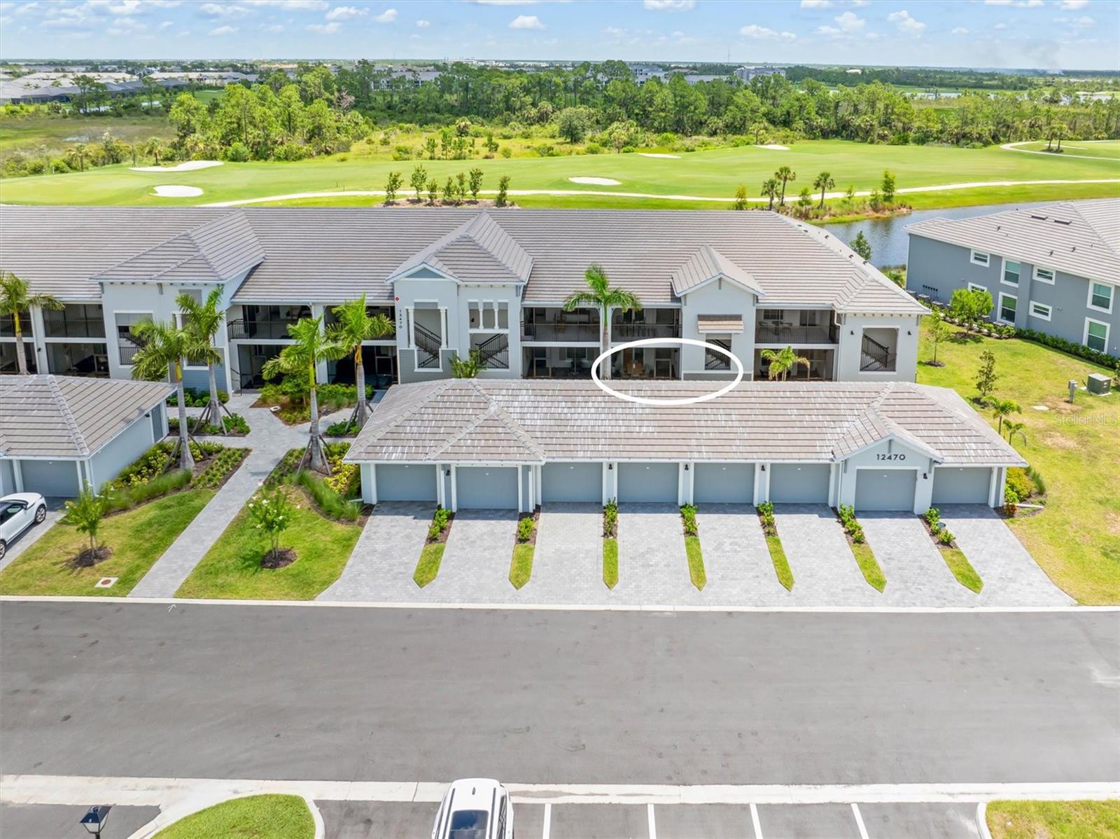Image 32 of 64 For 12470 Wellen Golf Street 107