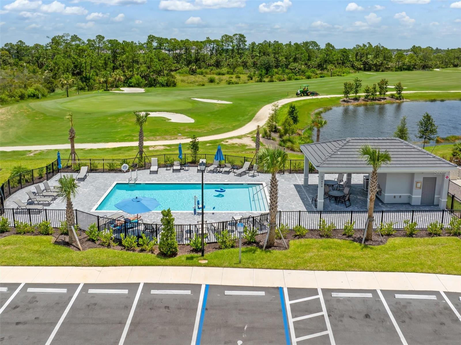 Image 39 of 64 For 12470 Wellen Golf Street 107