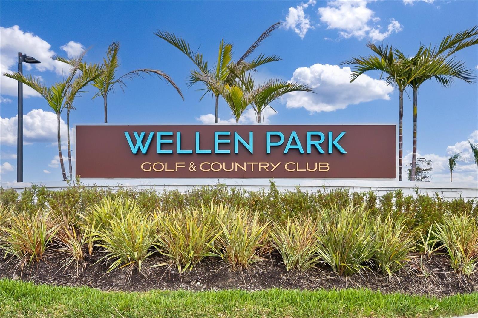 Image 41 of 64 For 12470 Wellen Golf Street 107
