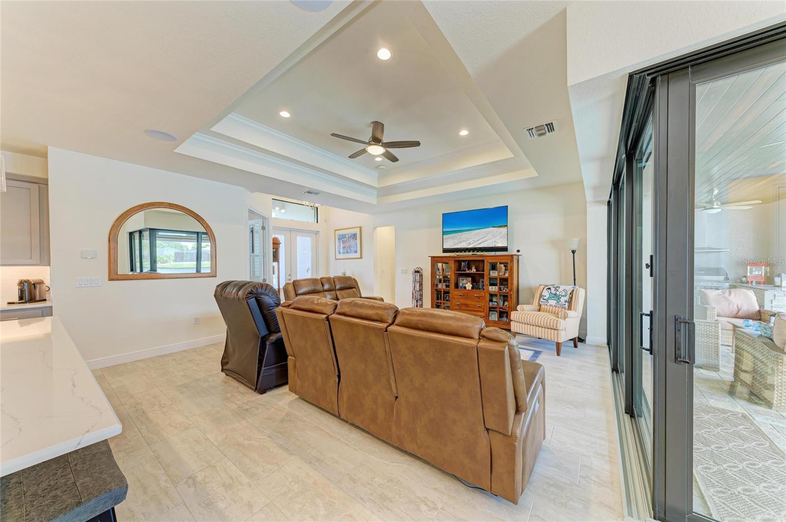 Image 17 of 76 For 15498 Seafoam Circle