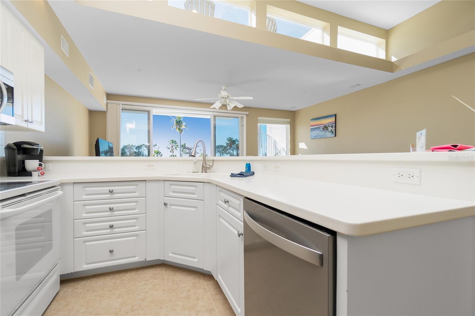 Image 12 of 80 For 8222 Harborside Circle 1