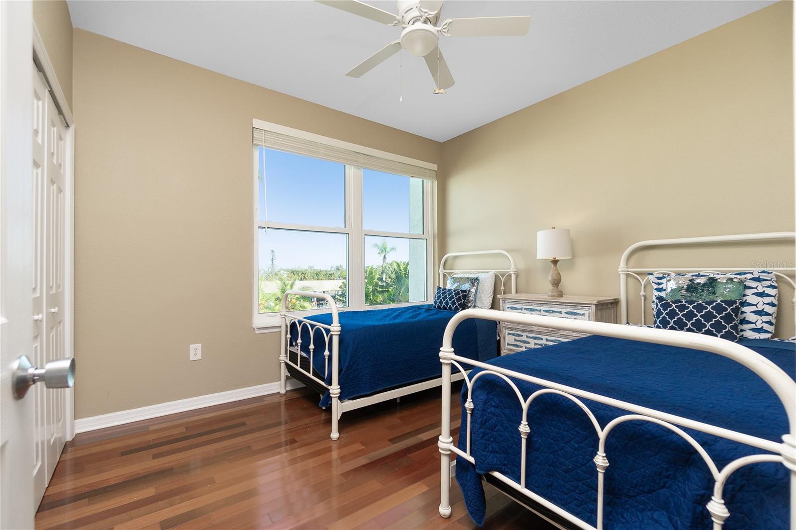 Image 15 of 80 For 8222 Harborside Circle 1
