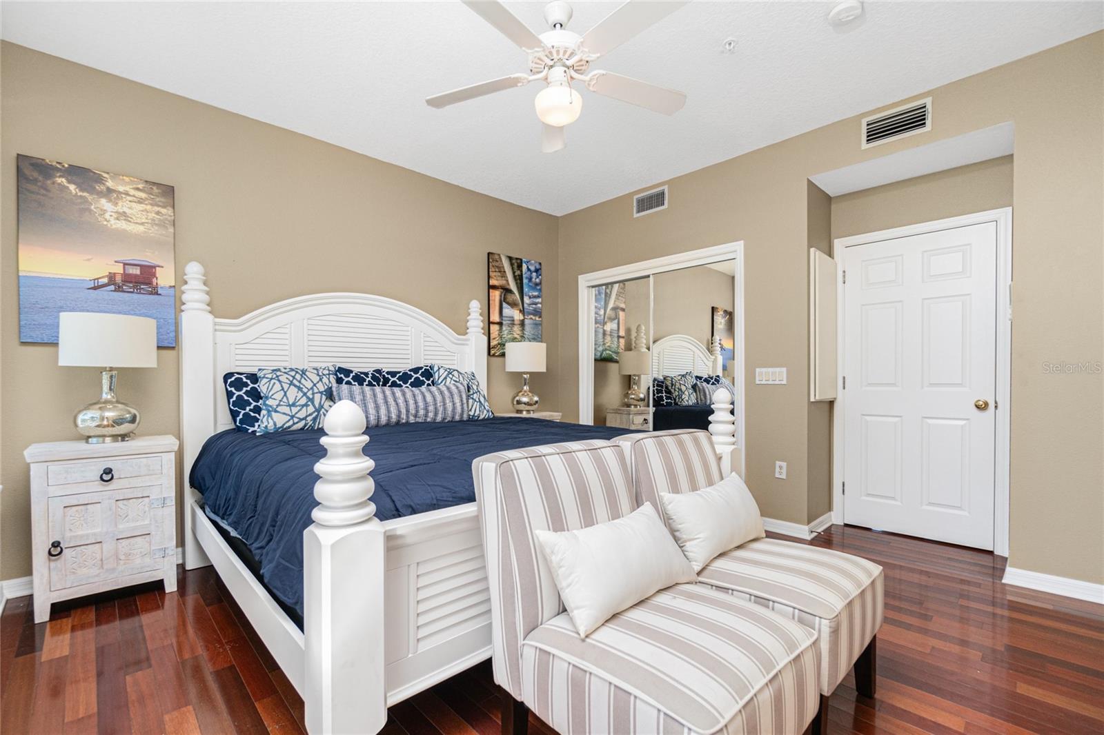 Image 22 of 80 For 8222 Harborside Circle 1