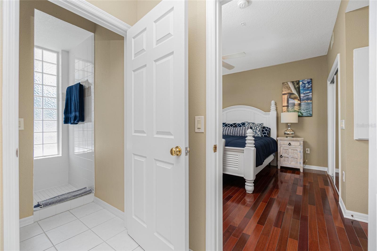 Image 29 of 80 For 8222 Harborside Circle 1