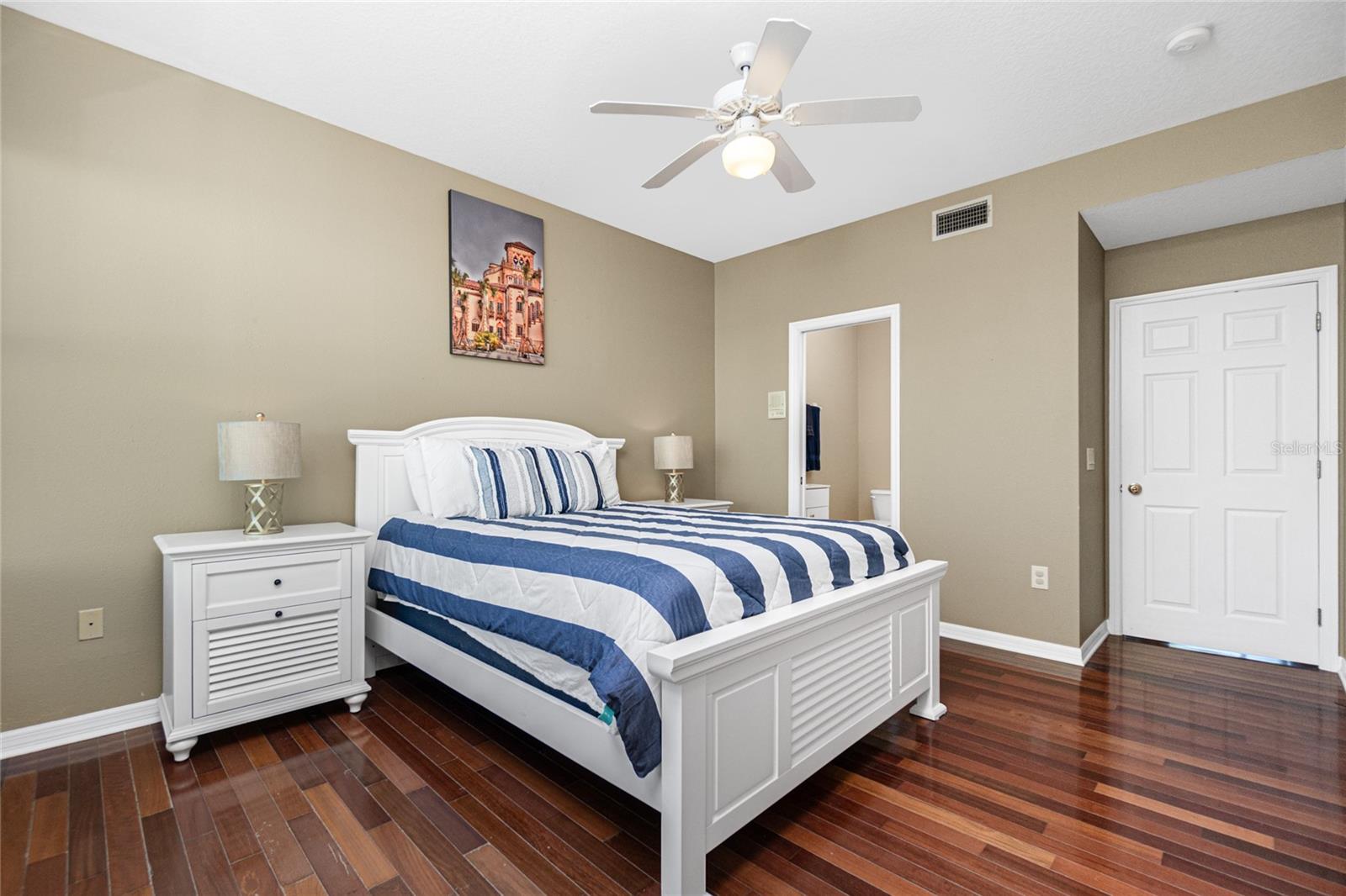 Image 31 of 80 For 8222 Harborside Circle 1