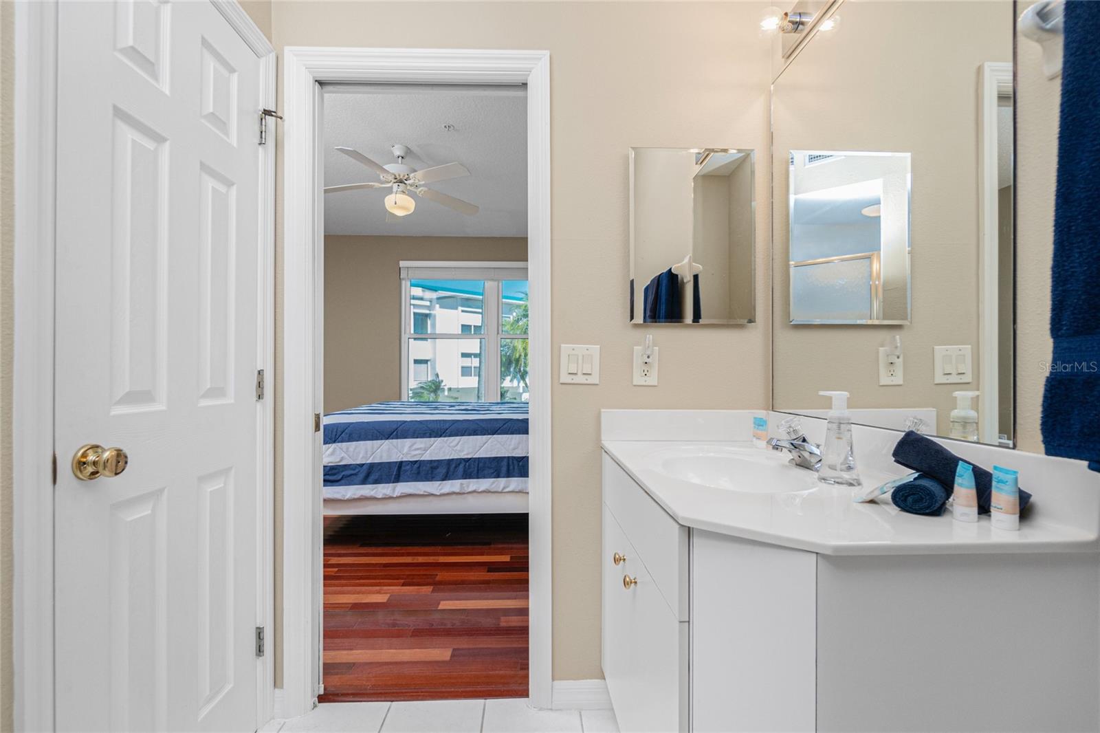 Image 34 of 80 For 8222 Harborside Circle 1