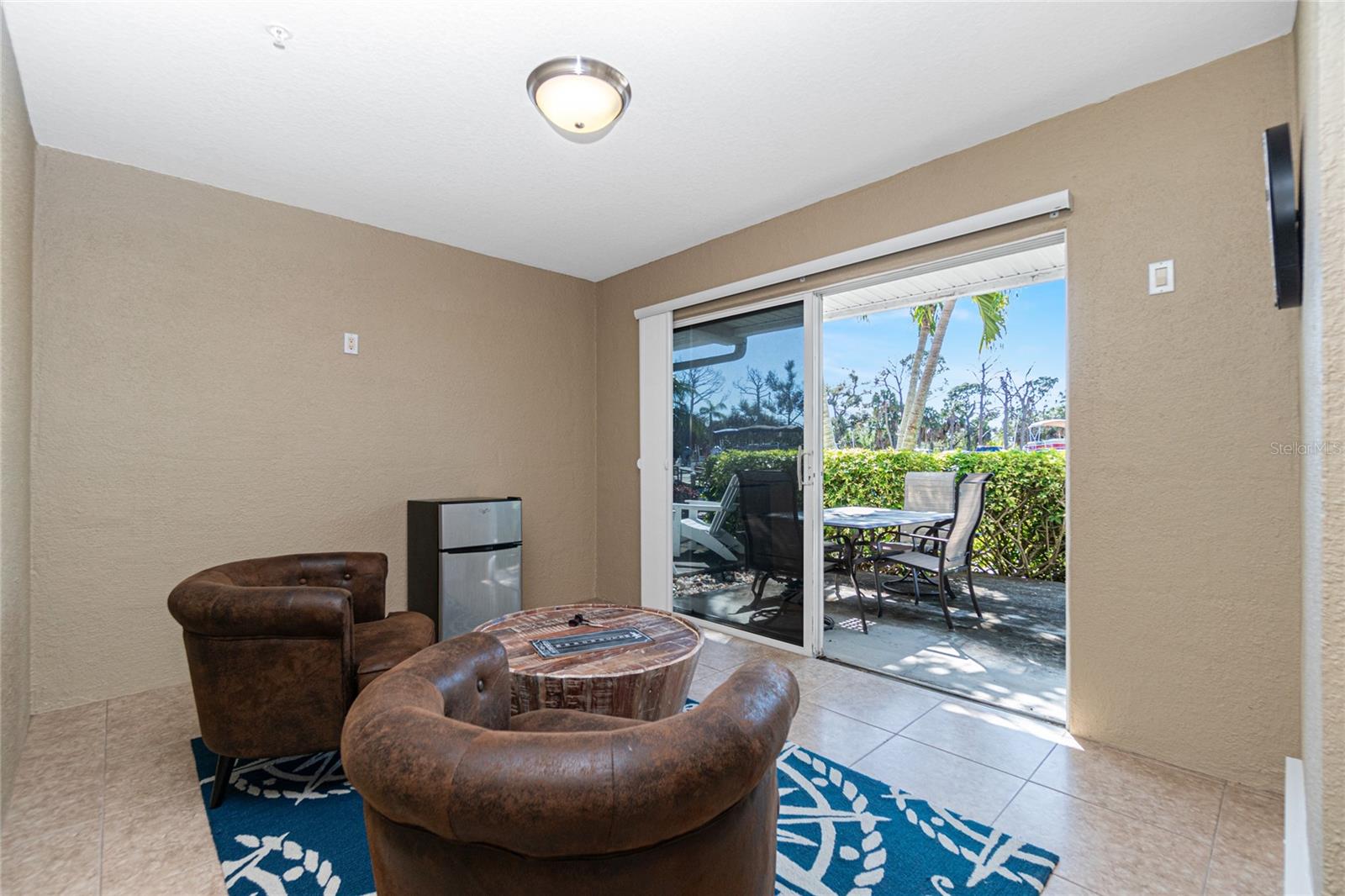 Image 35 of 80 For 8222 Harborside Circle 1