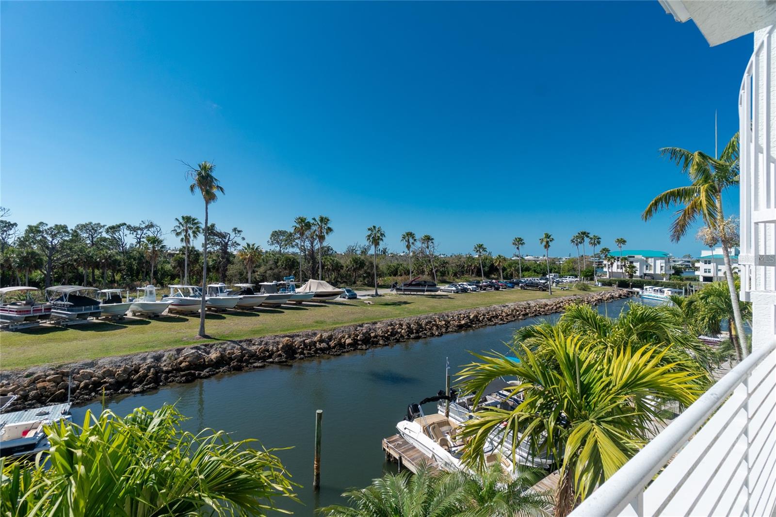 Image 49 of 80 For 8222 Harborside Circle 1