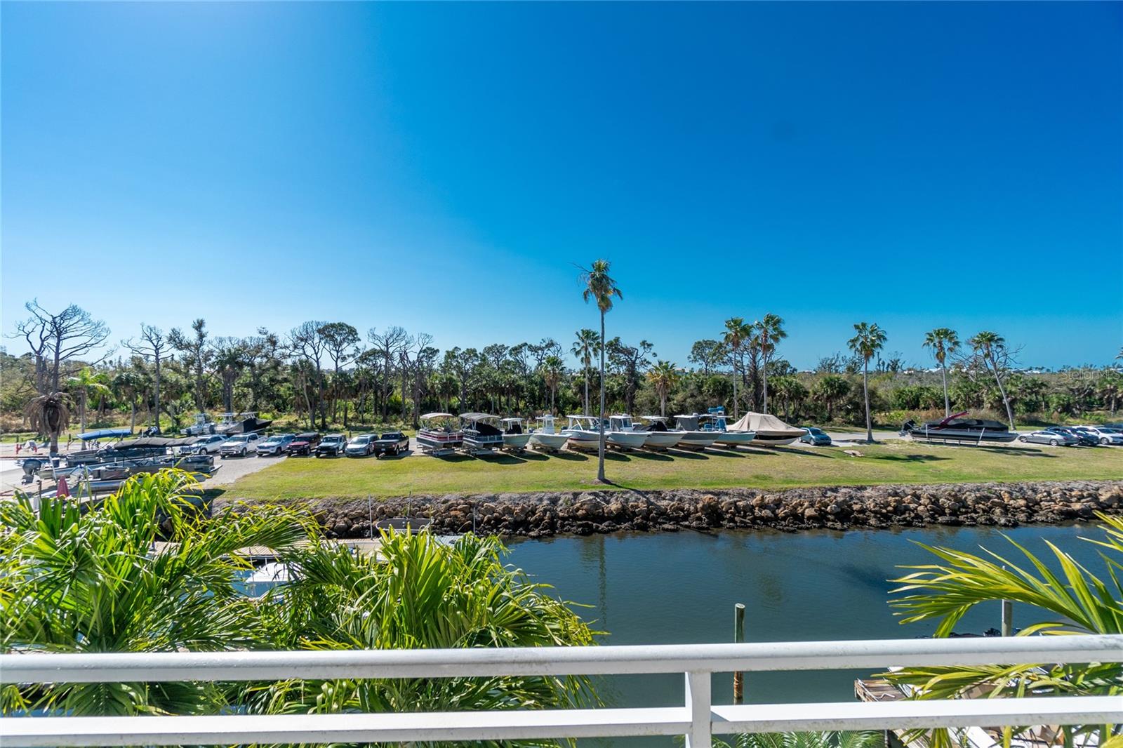 Image 50 of 80 For 8222 Harborside Circle 1