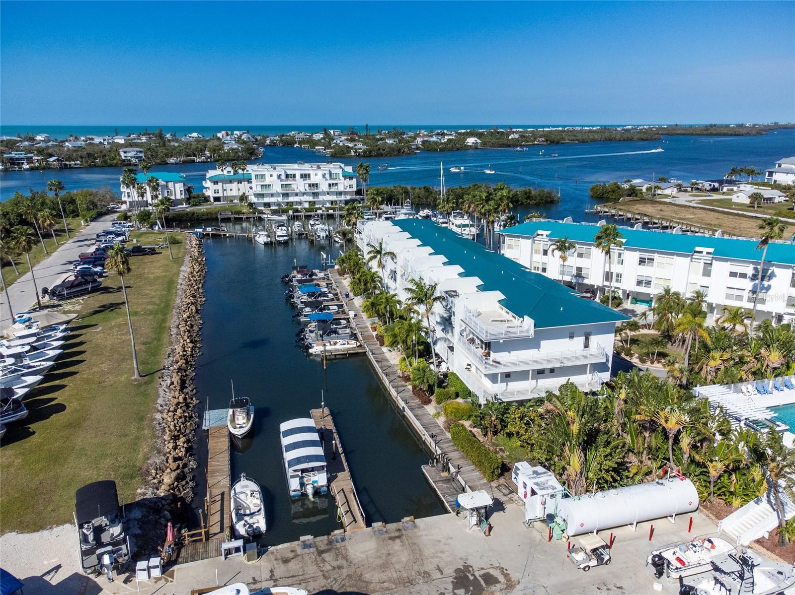Image 69 of 80 For 8222 Harborside Circle 1