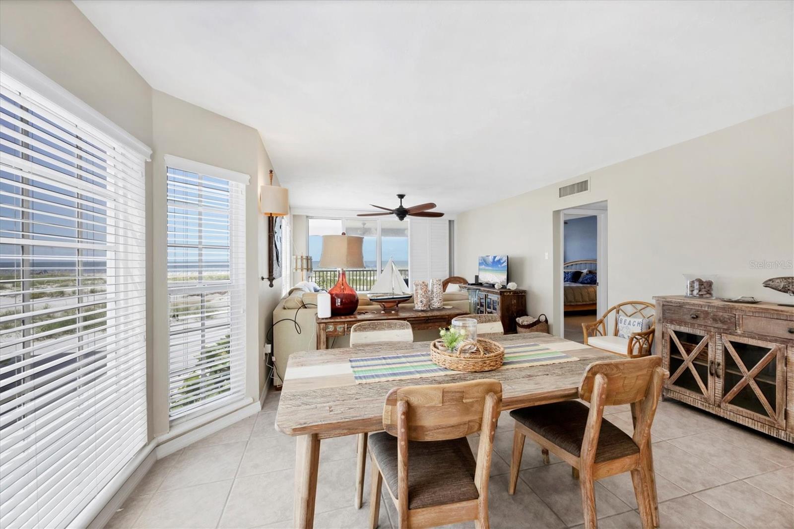 Image 17 of 54 For 7486 Palm Island Drive 2413