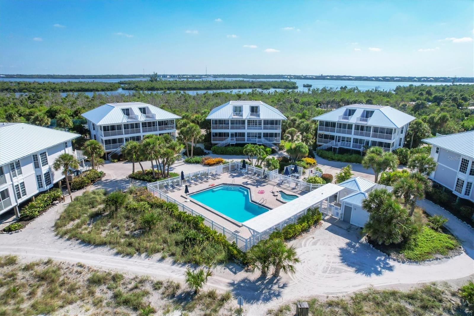 Image 37 of 54 For 7486 Palm Island Drive 2413