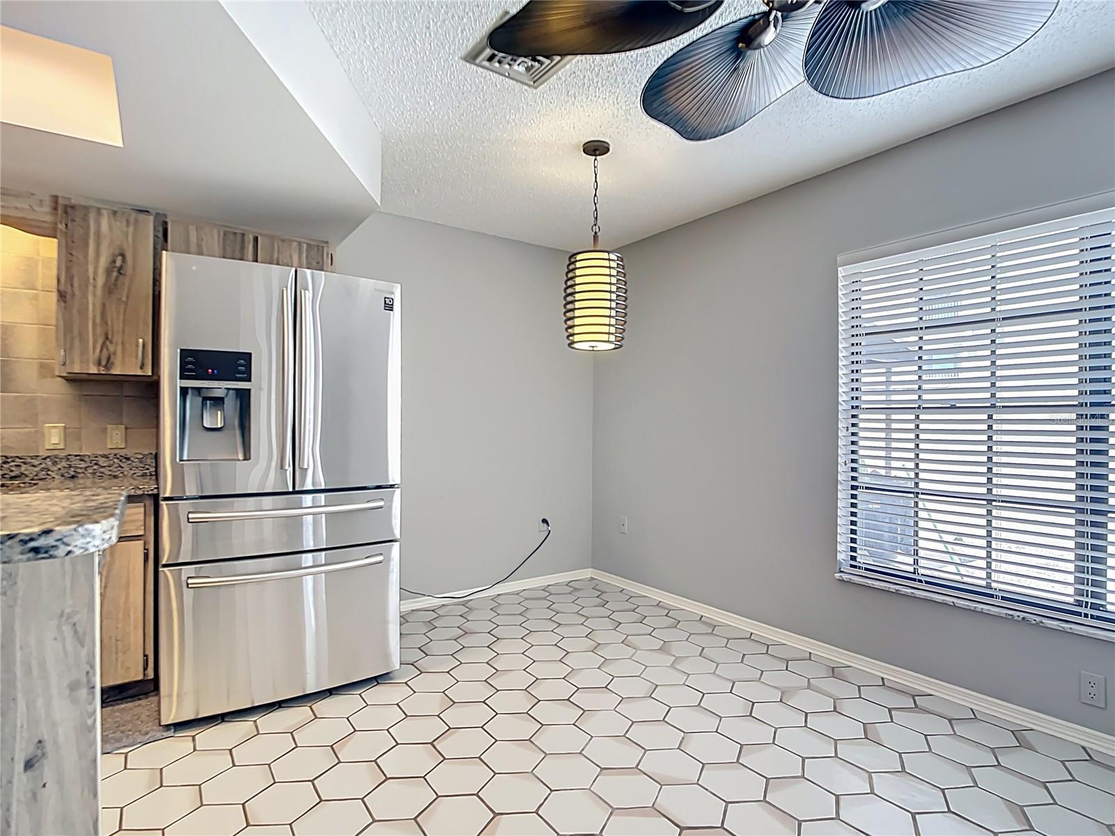 Image 12 of 45 For 813 Ormond Street B