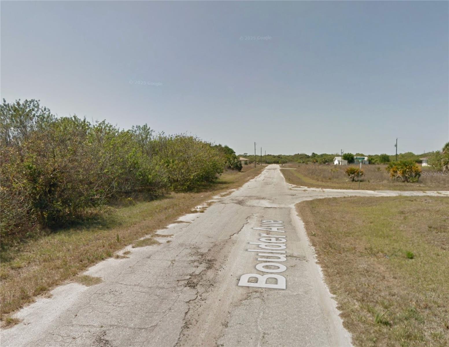 Image 7 of 14 For 19425 Boulder Avenue