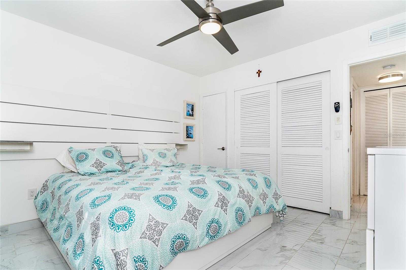 Image 16 of 34 For 7500 Palm Island Drive S 2111