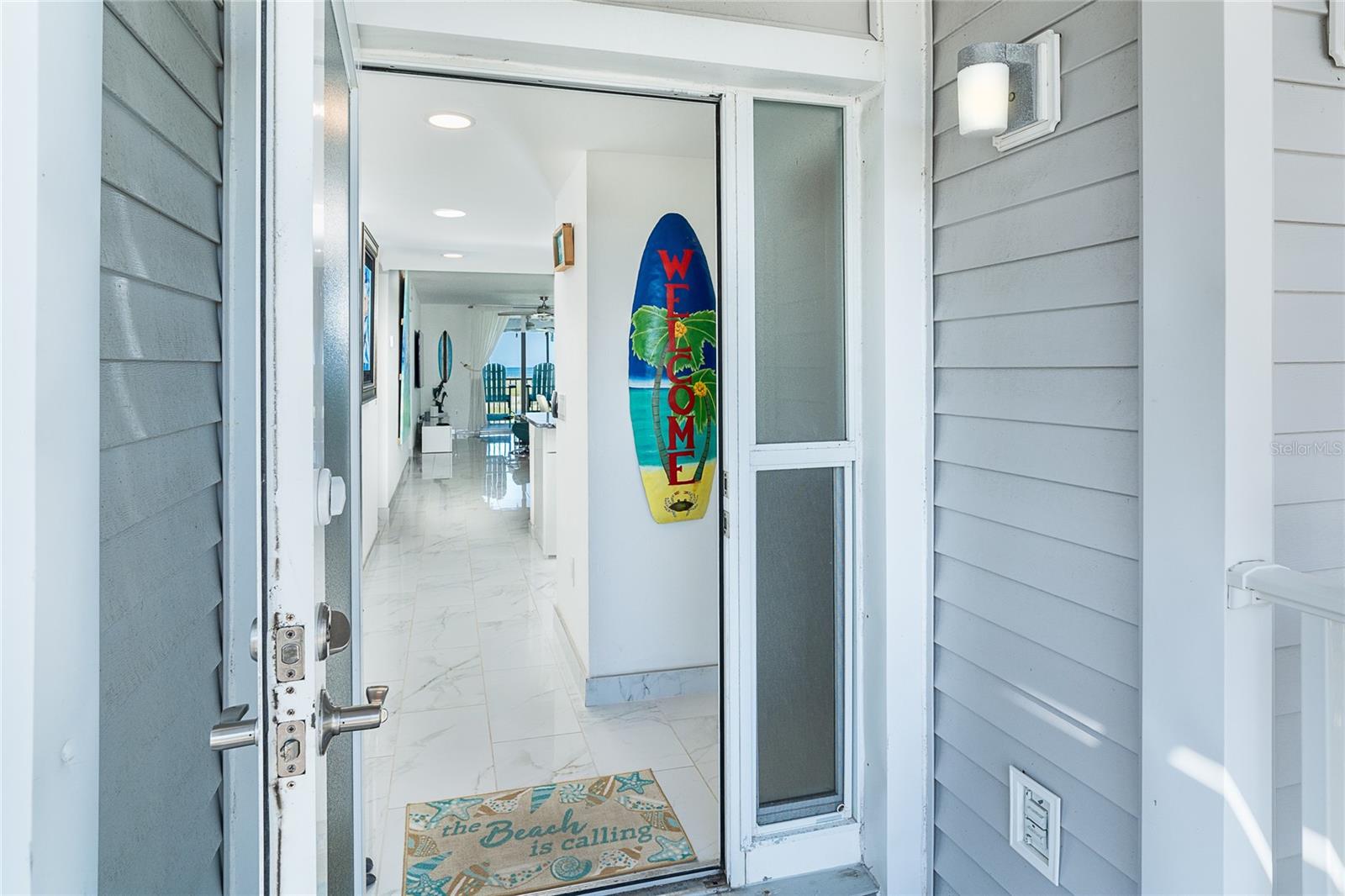Image 4 of 34 For 7500 Palm Island Drive S 2111