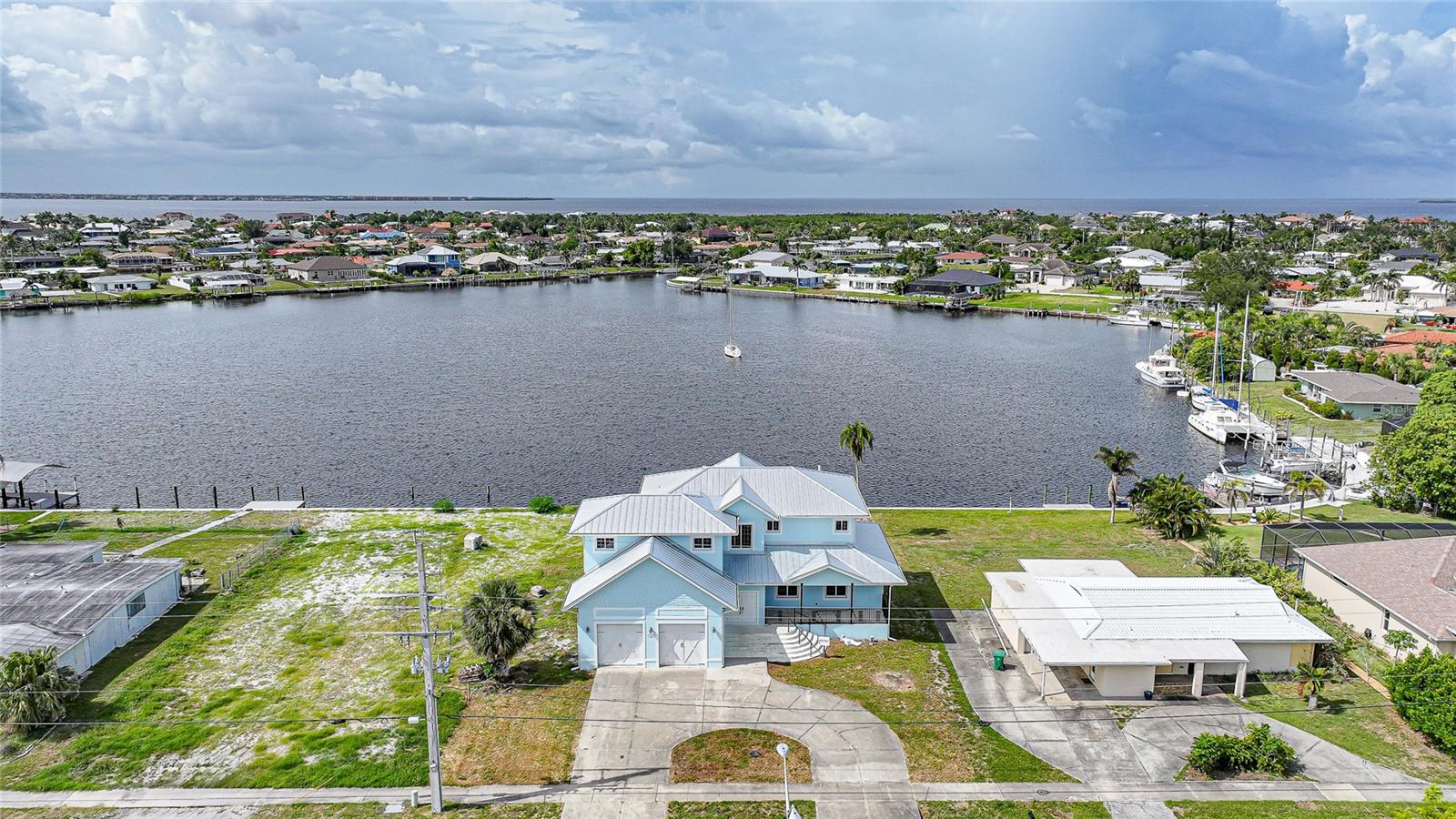 Details for 21519 Edgewater Drive, PORT CHARLOTTE, FL 33952