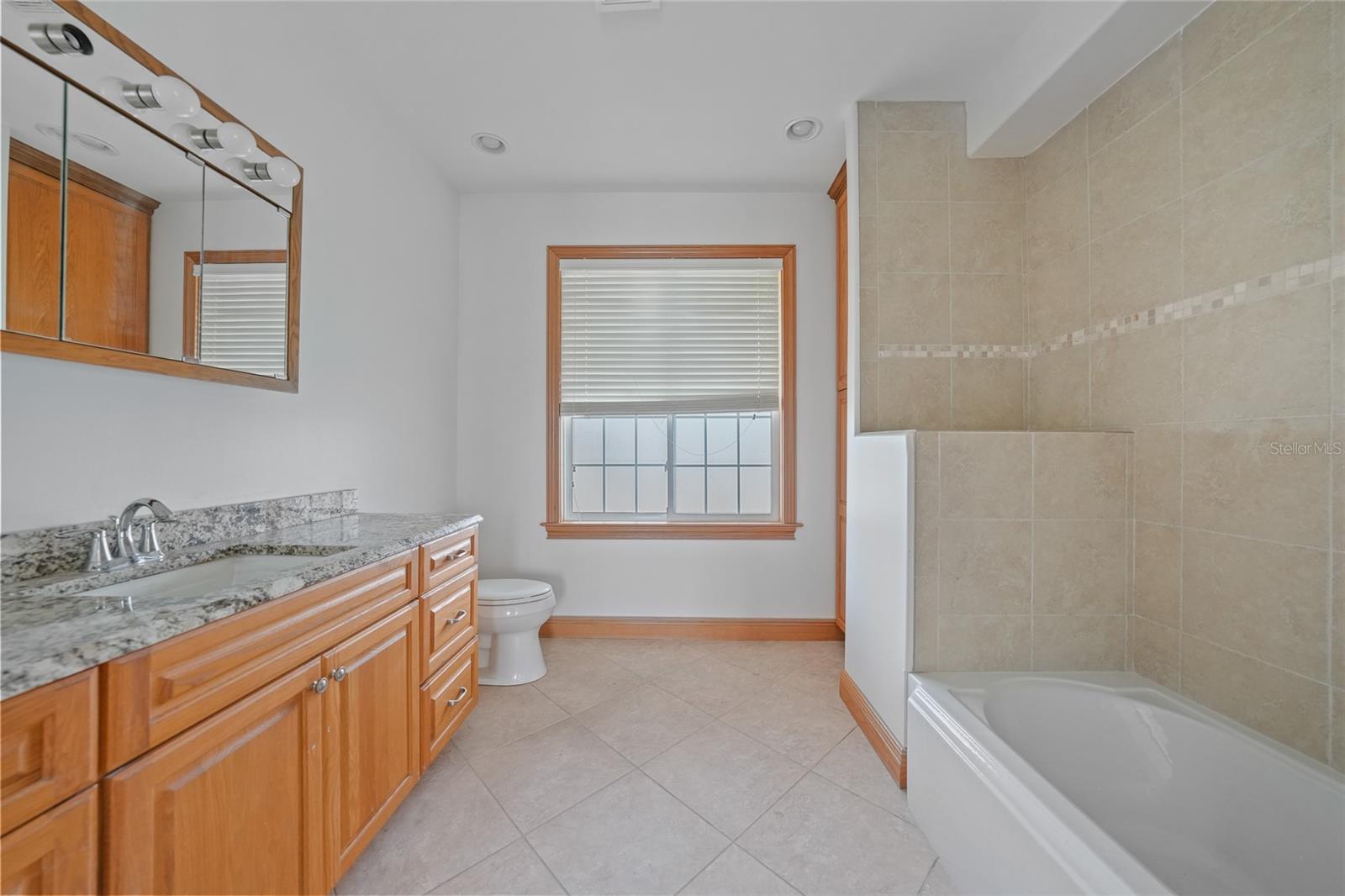 Image 15 of 60 For 21519 Edgewater Drive