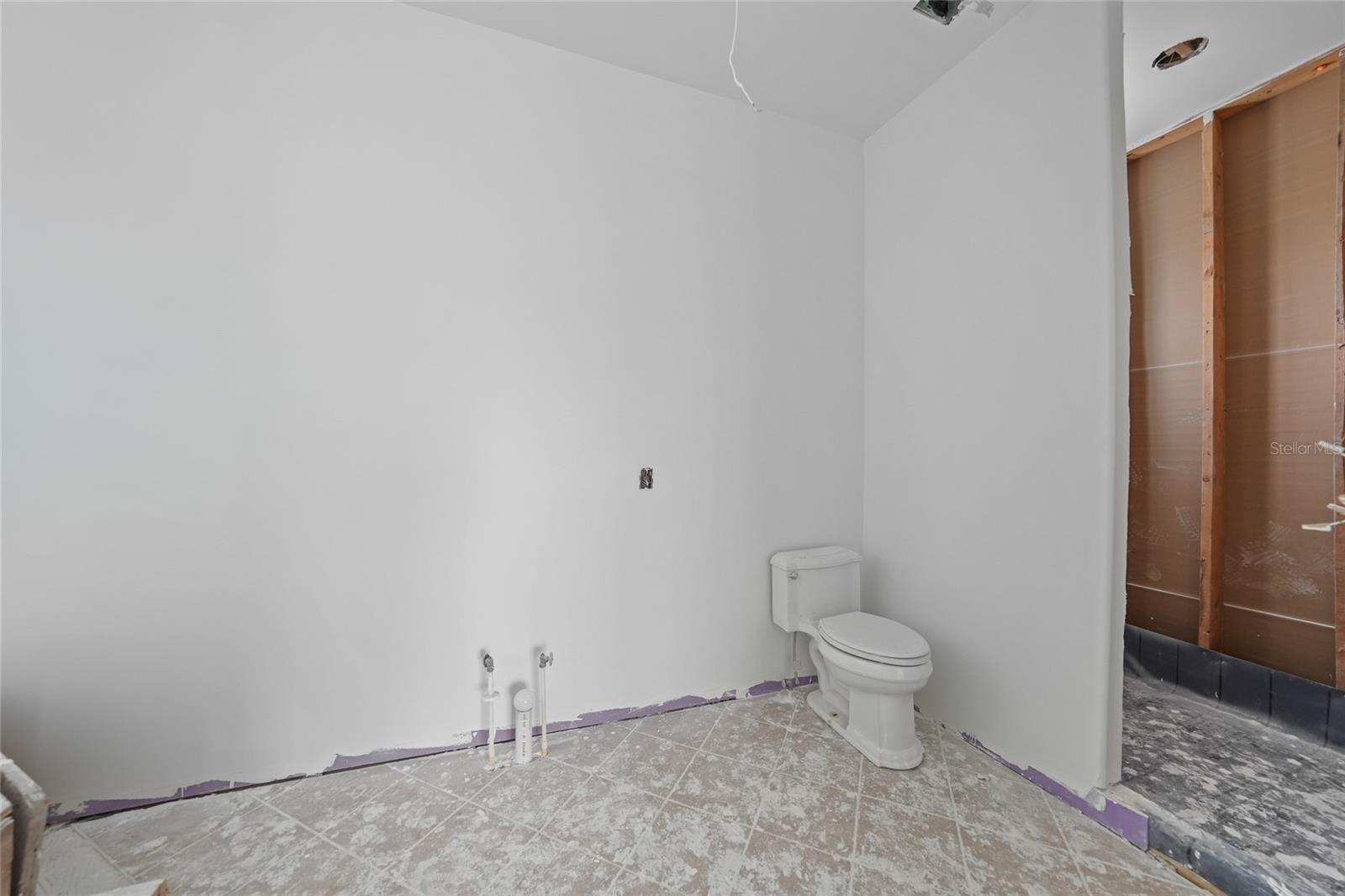 Image 24 of 60 For 21519 Edgewater Drive