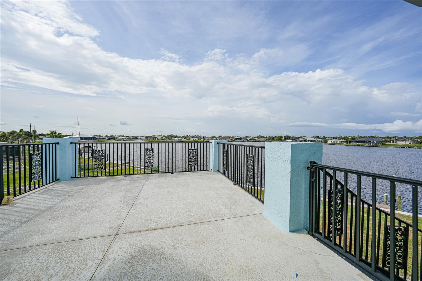 Image 32 of 60 For 21519 Edgewater Drive